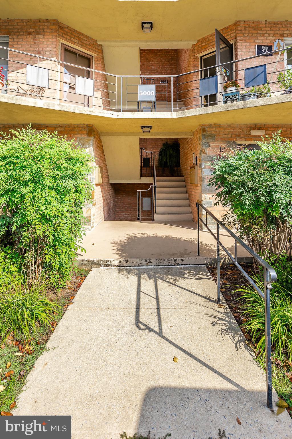 SUMNER COURT CODM - Residential Lease