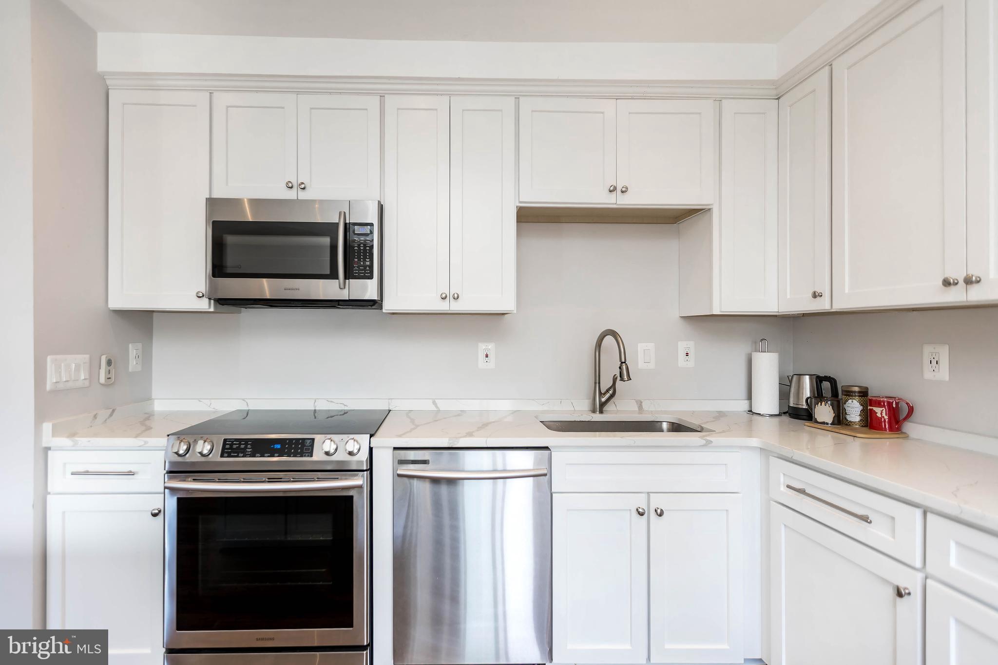 SUMNER COURT CODM - Residential Lease