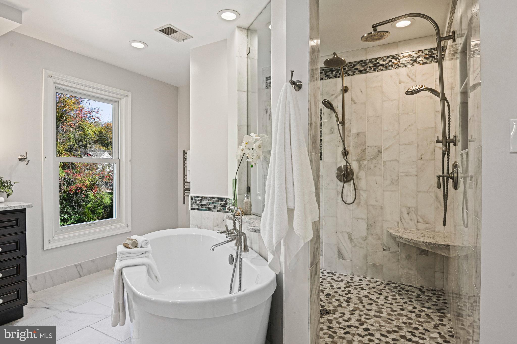 COUNTRYSIDE - Residential