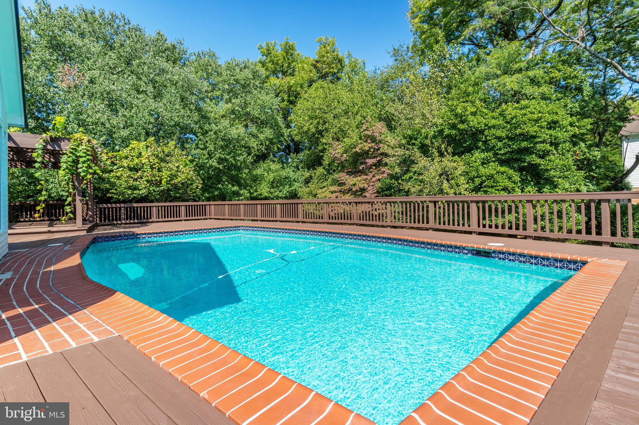 COUNTRYSIDE - Residential