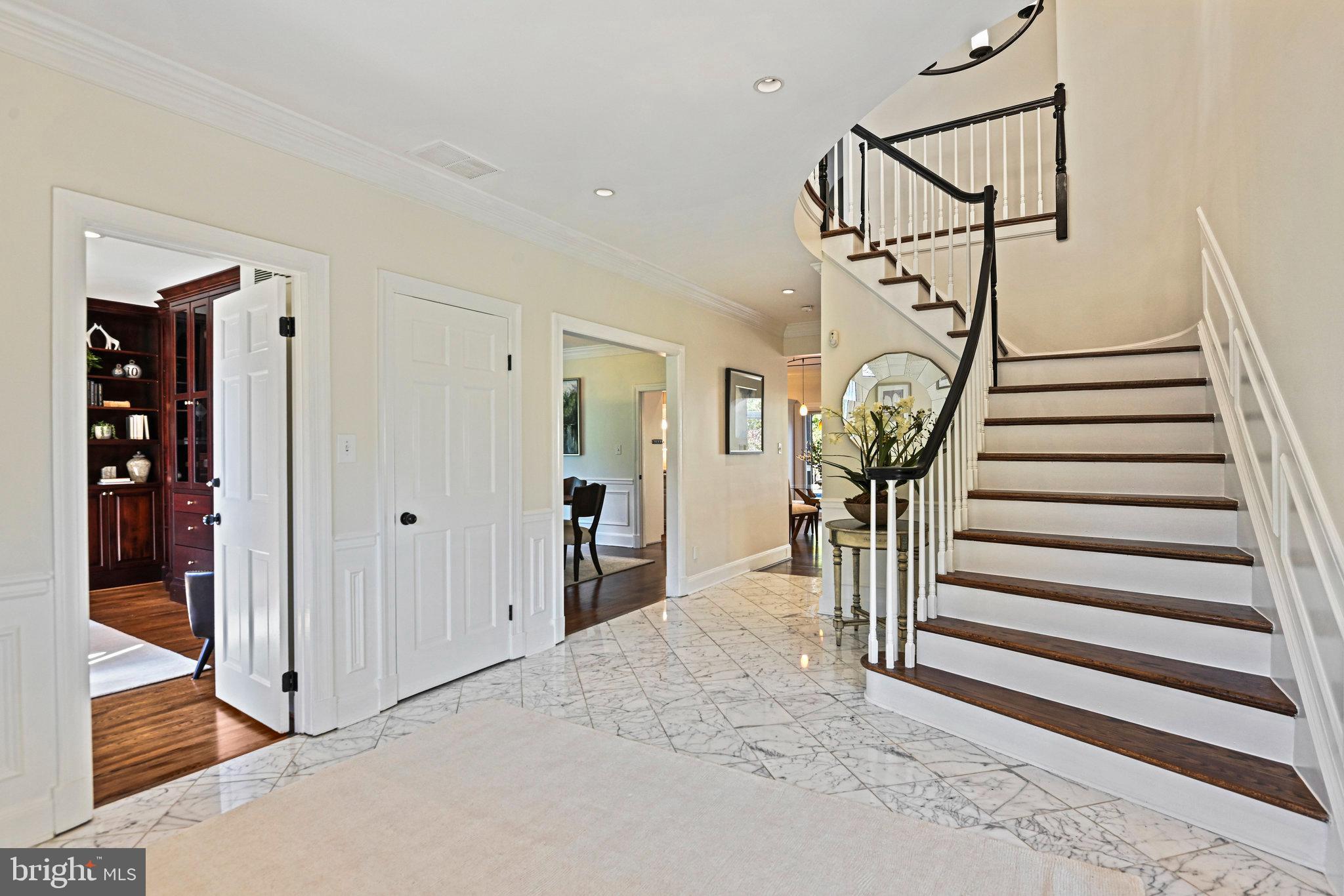 COUNTRYSIDE - Residential