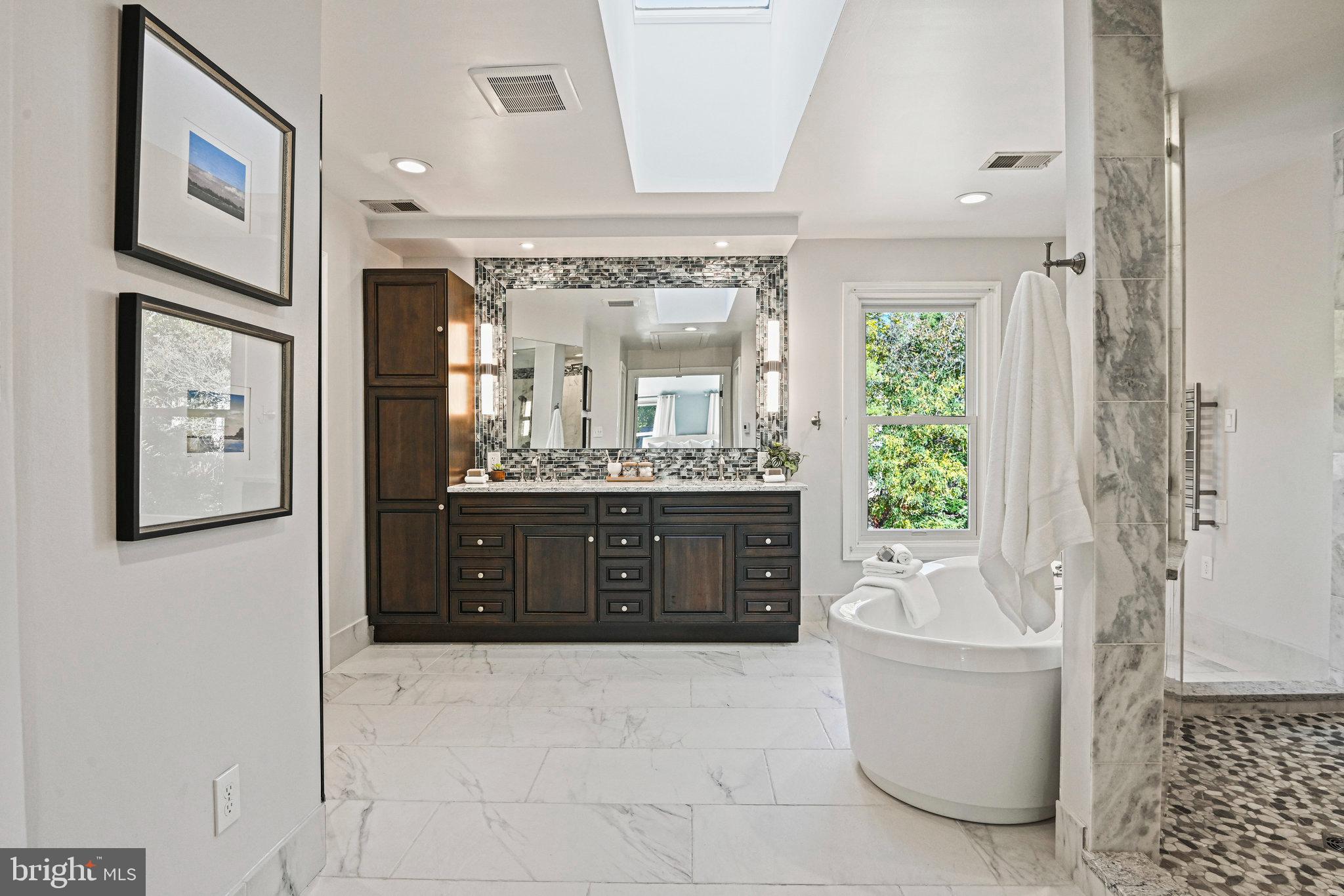 COUNTRYSIDE - Residential