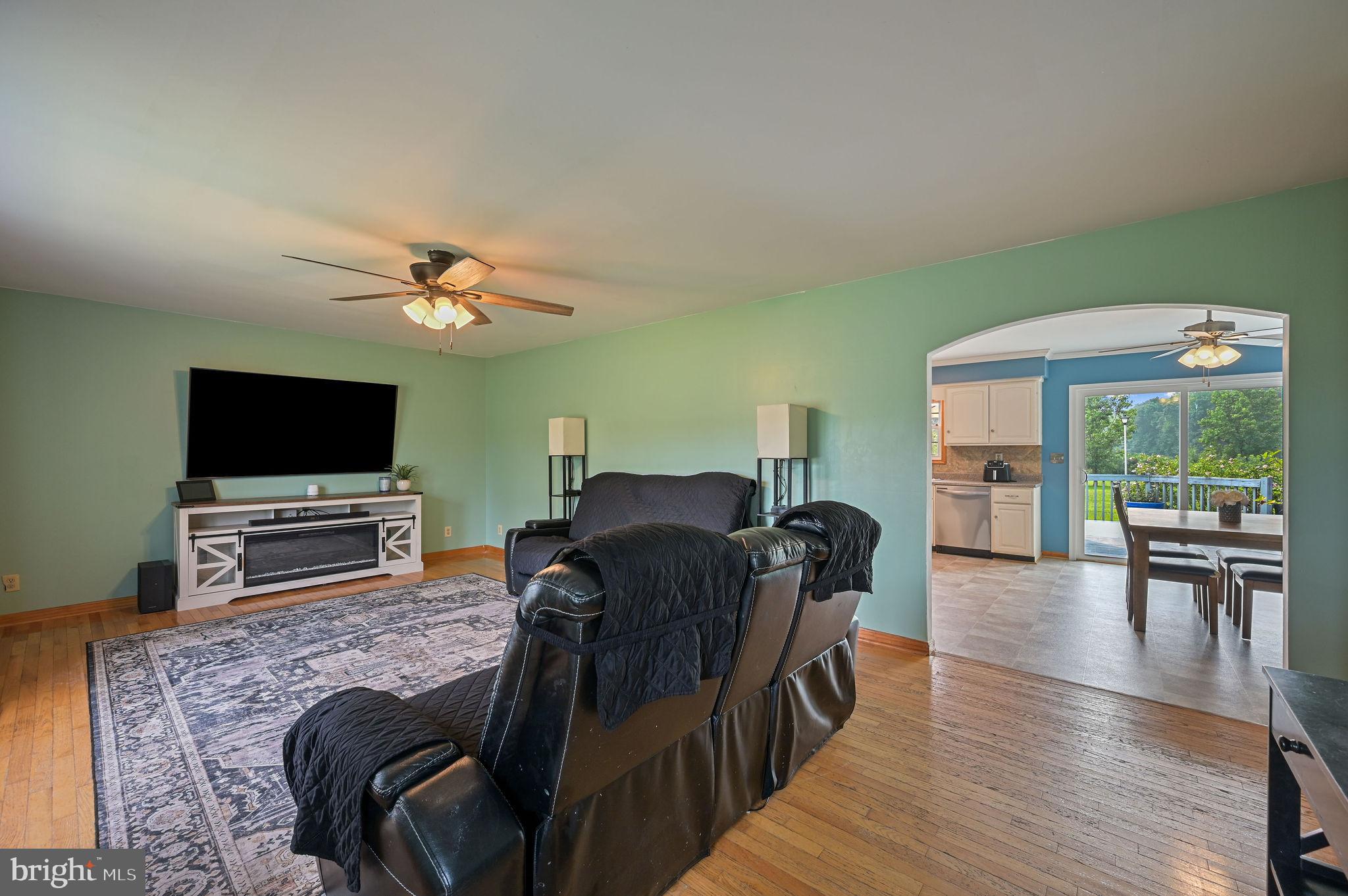 1566 VERNON ROAD