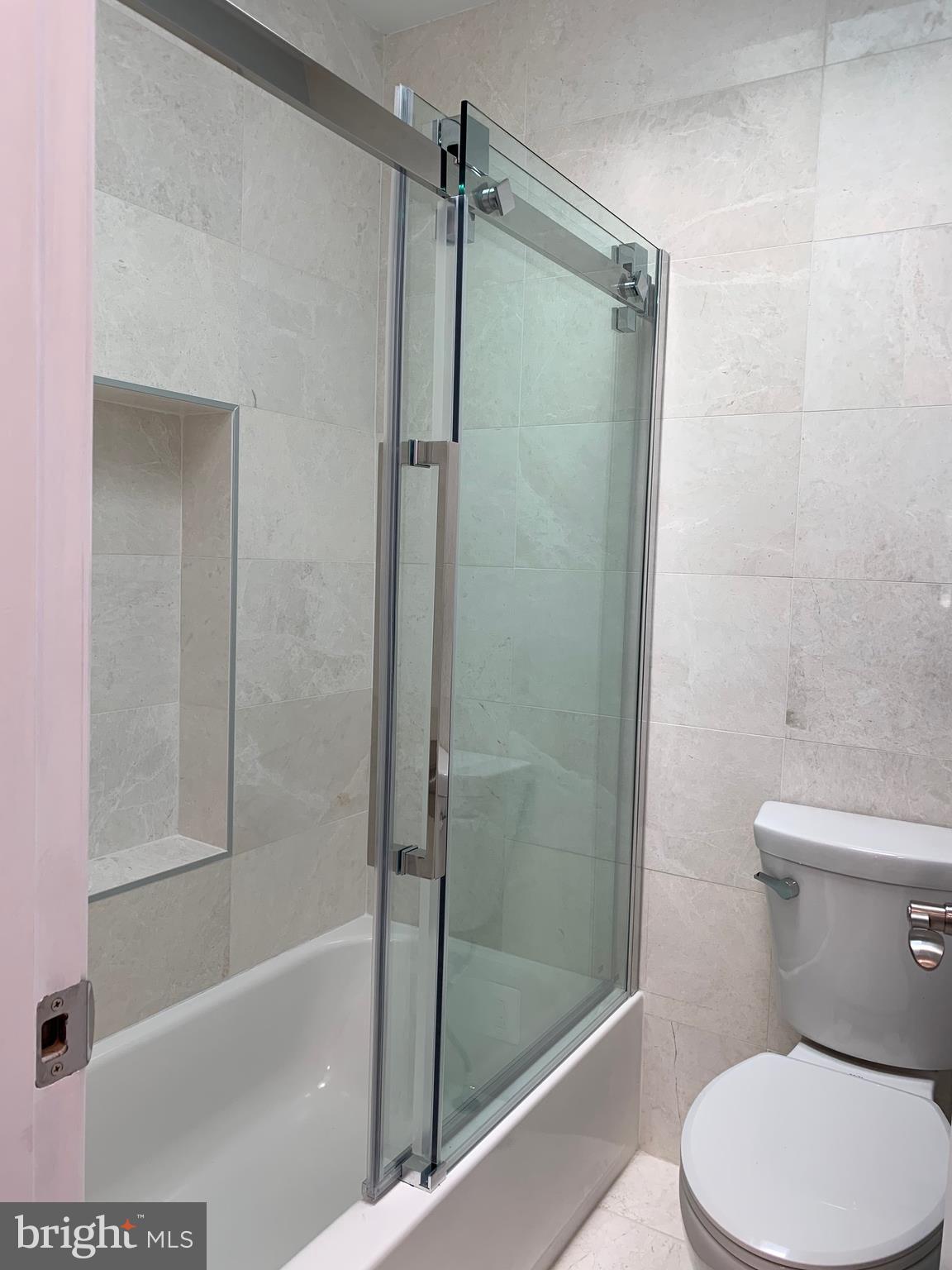 FRANKLIN FARM - Residential Lease