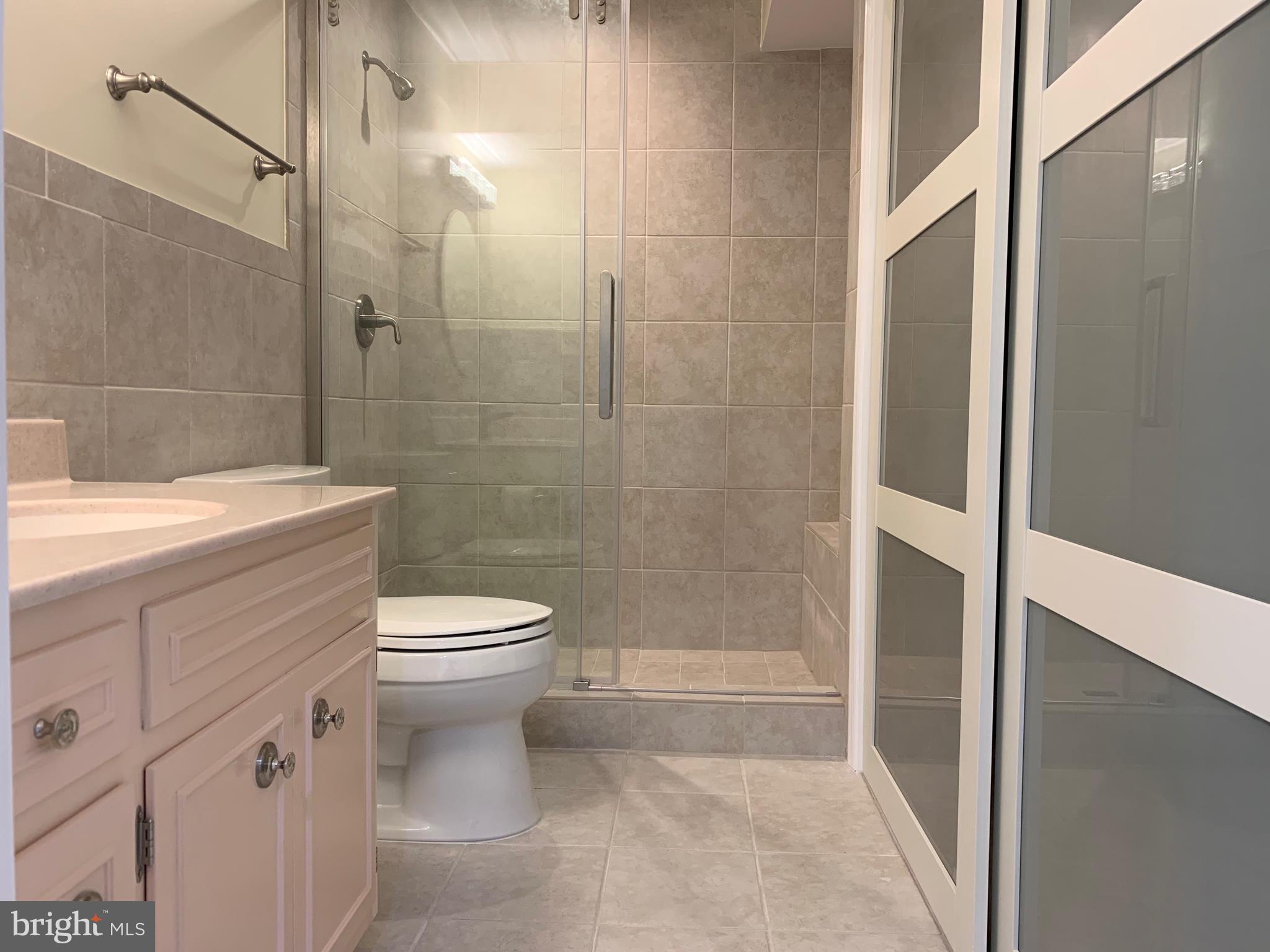 FRANKLIN FARM - Residential Lease