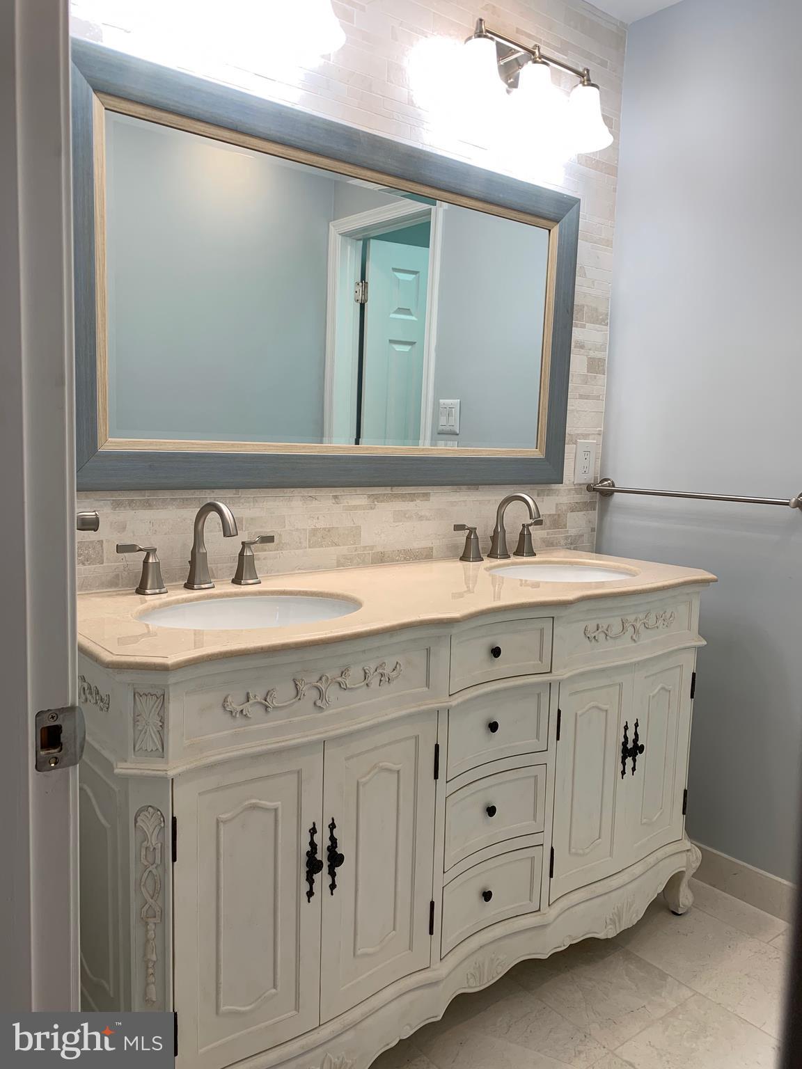 FRANKLIN FARM - Residential Lease