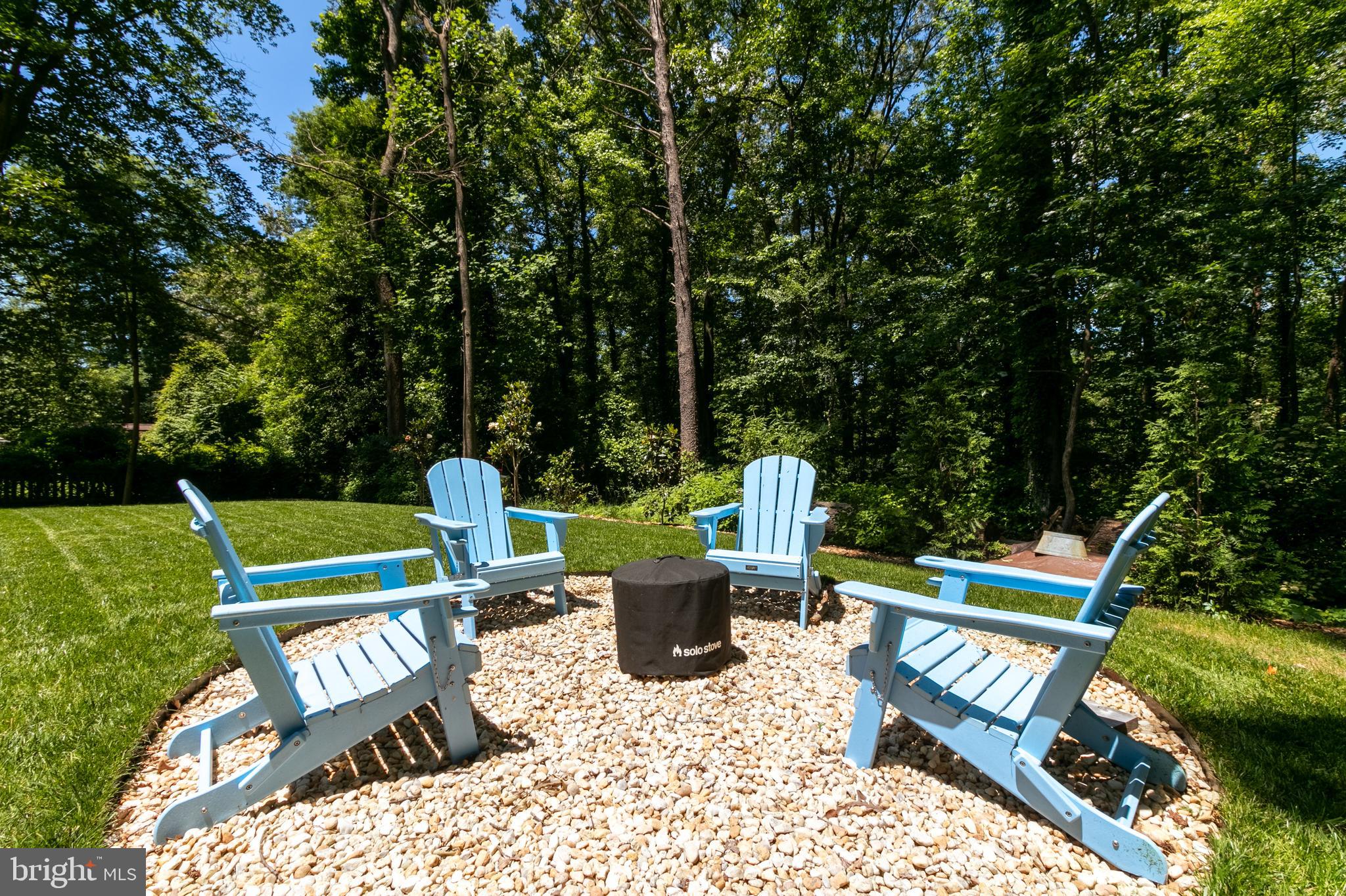 WOODLAND HILLS - Residential