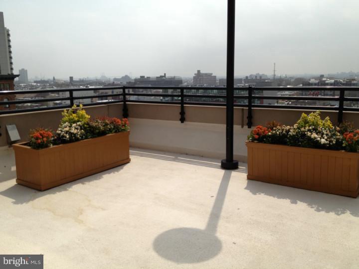 AVENUE OF THE ARTS - Residential