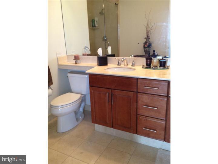 AVENUE OF THE ARTS - Residential