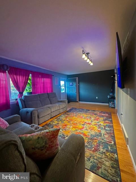 840 KELLY DRIVE