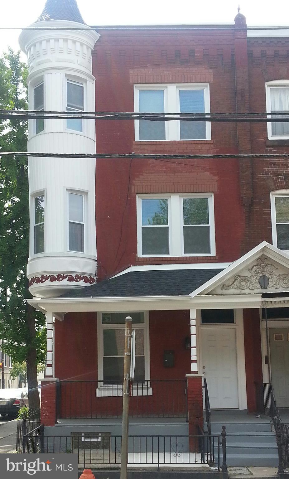 MANTUA - Residential