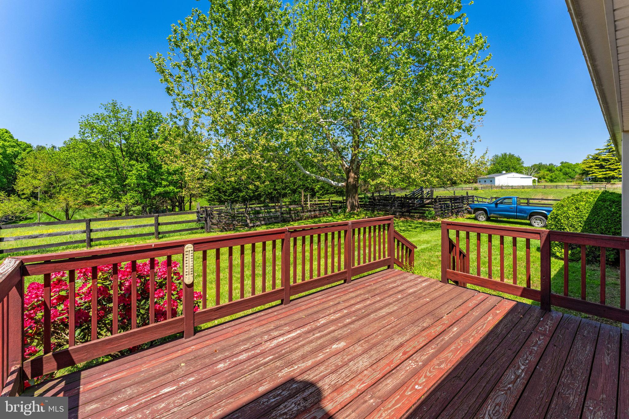 HUNTINGDONSHIRE HILLS - Residential