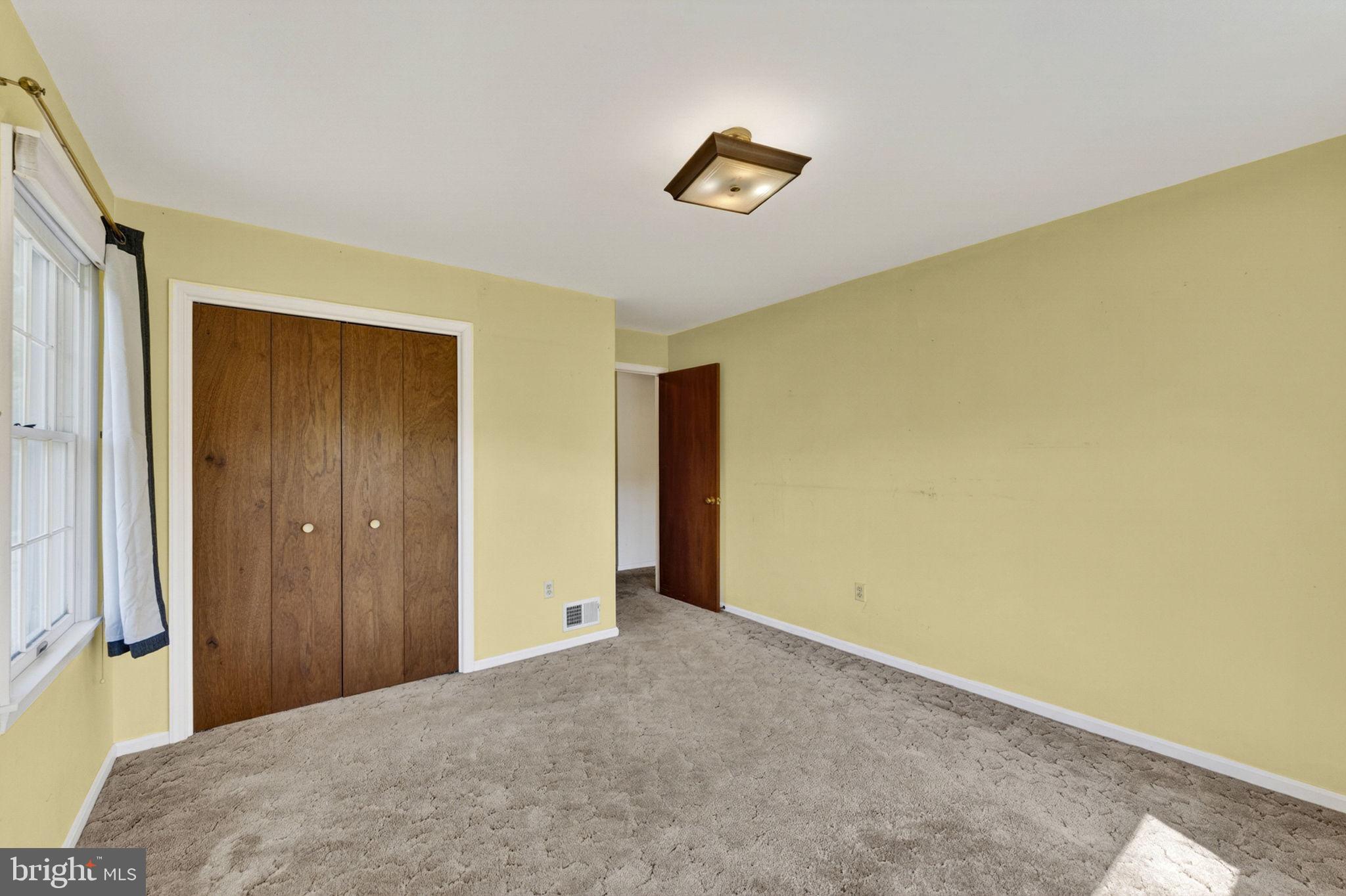 HUNTINGDONSHIRE HILLS - Residential