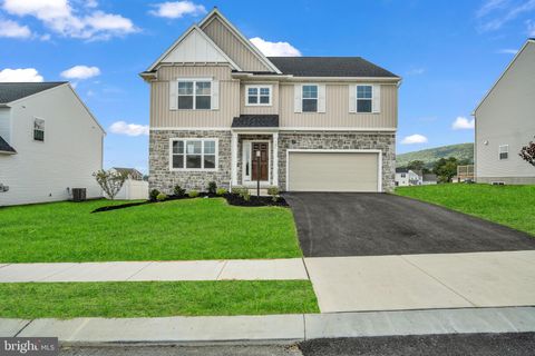 102 MARGOT COURT HARRISBURG PA 17112