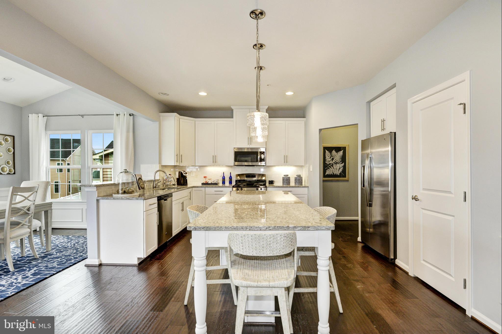 FREEDOM CROSSING - Residential