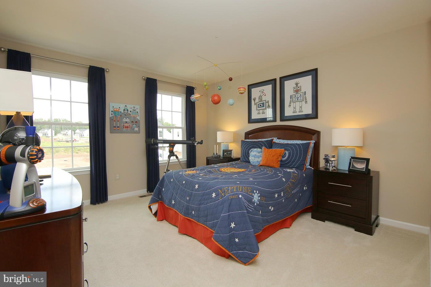 FREEDOM CROSSING - Residential