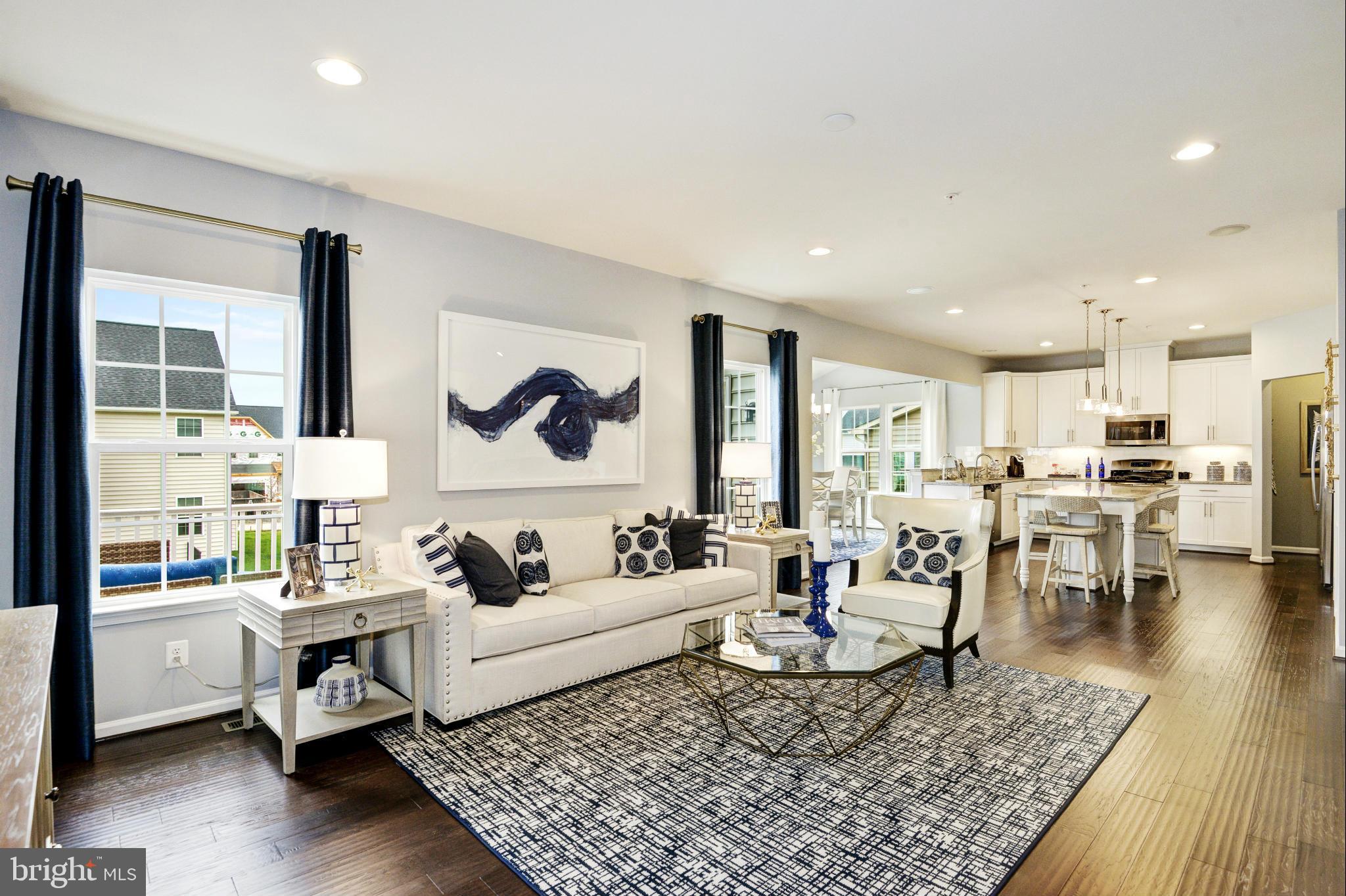 FREEDOM CROSSING - Residential