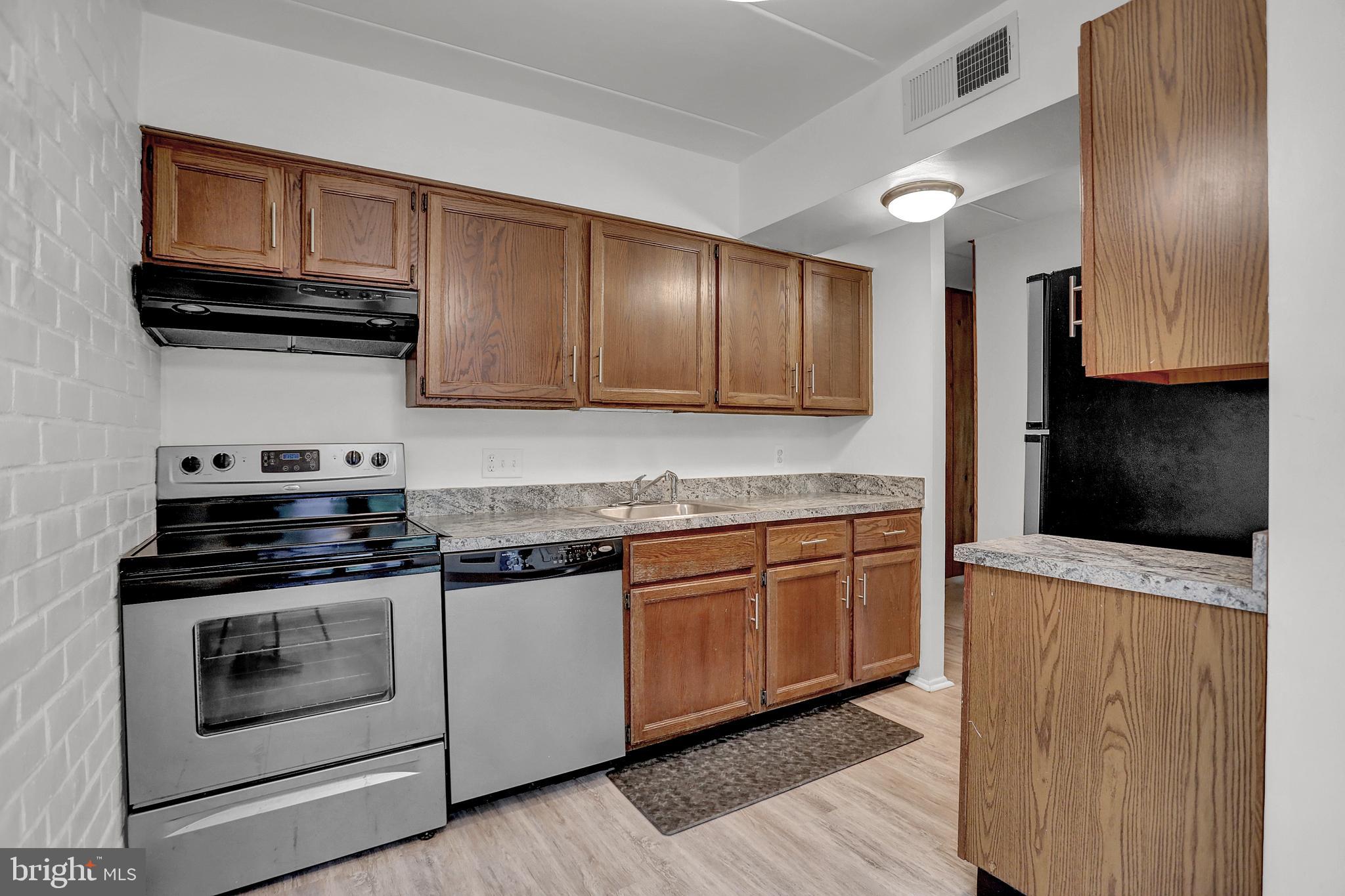 TOWN CENTER - Residential