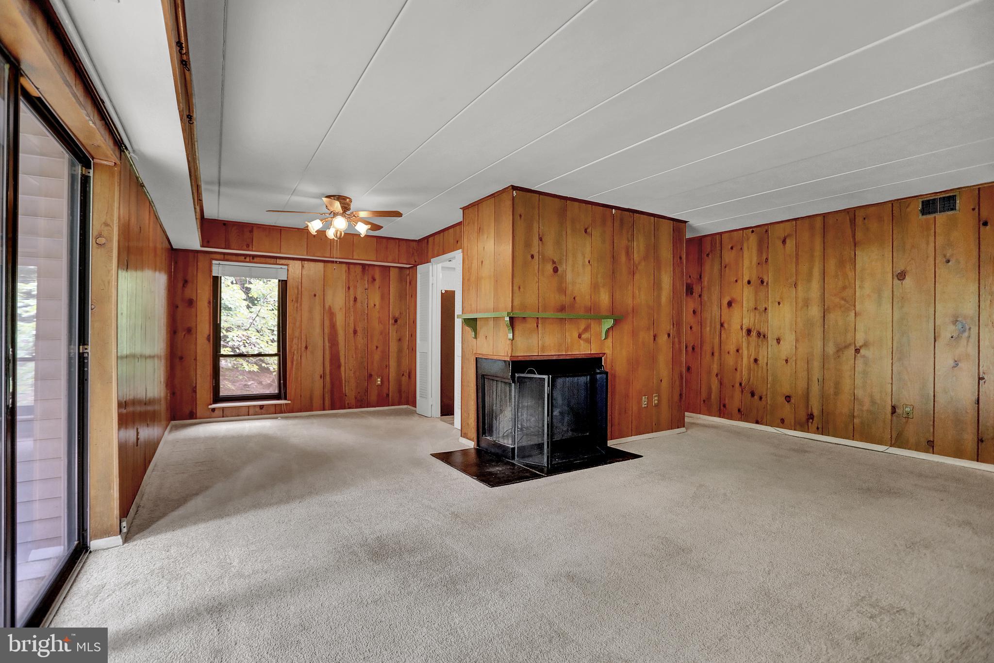 TOWN CENTER - Residential