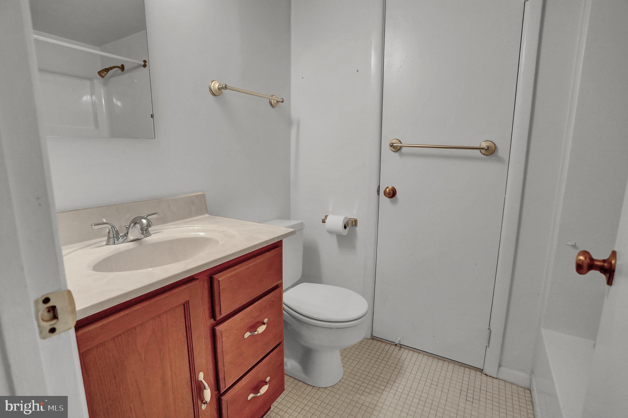 TOWN CENTER - Residential