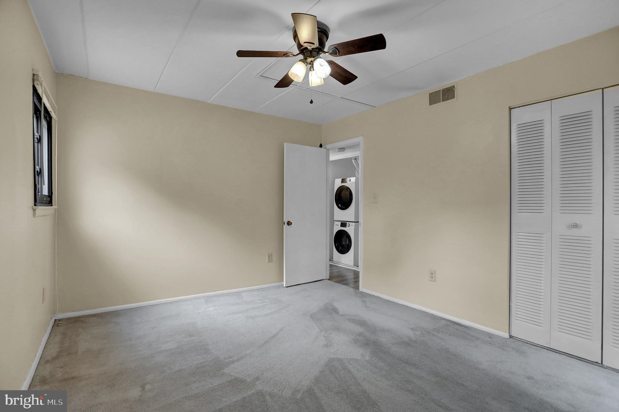 TOWN CENTER - Residential