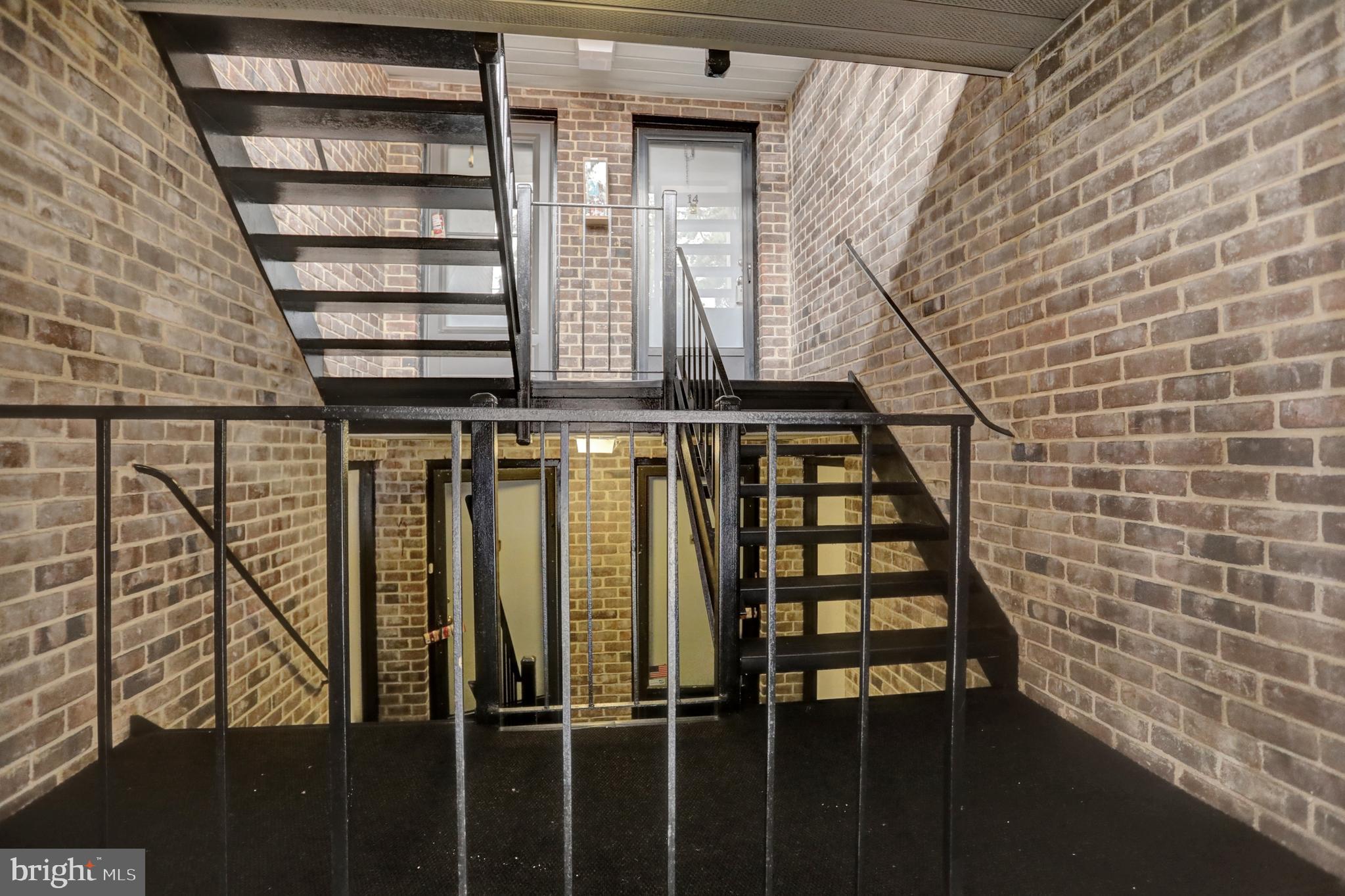 TOWN CENTER - Residential