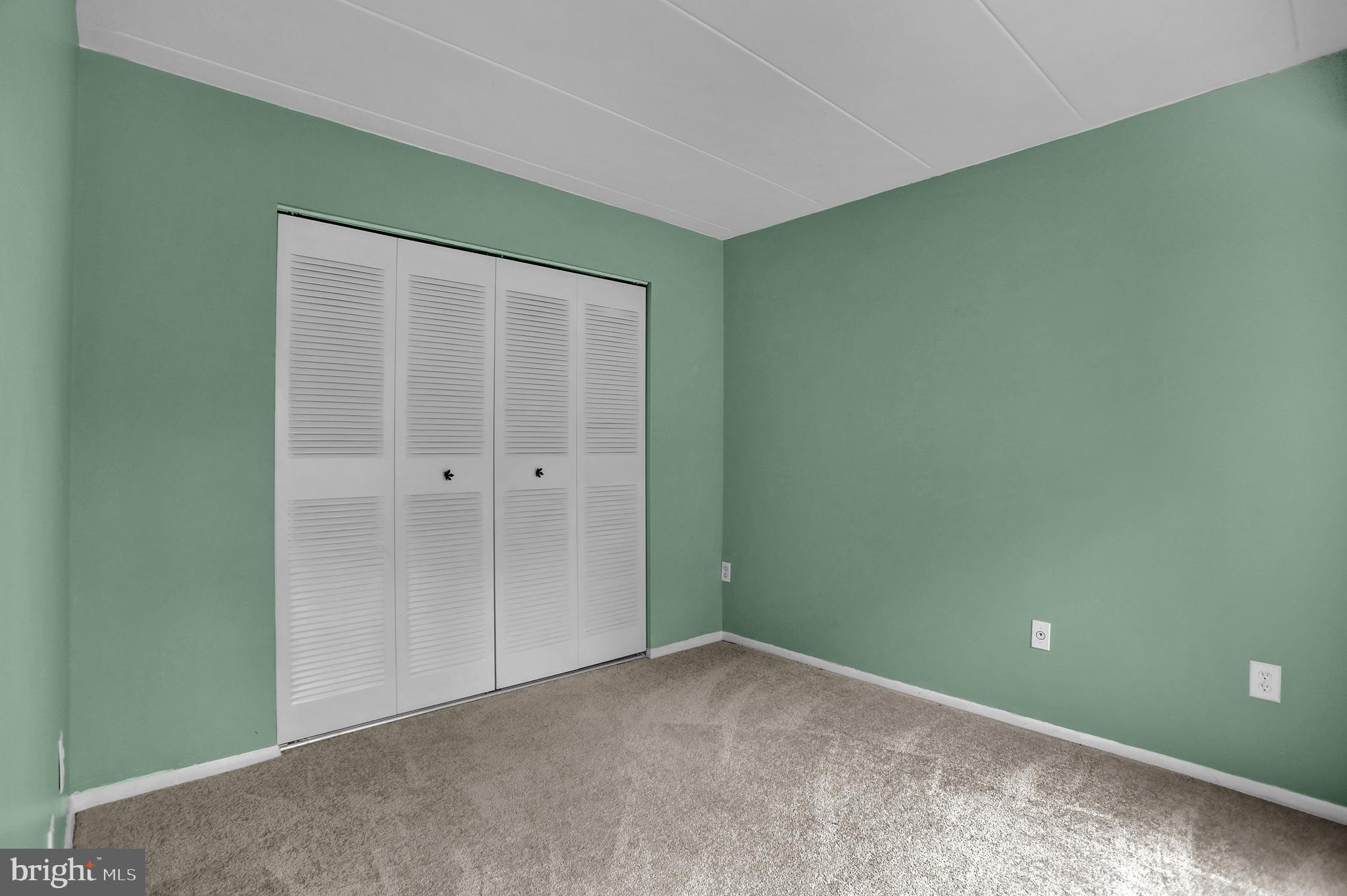 TOWN CENTER - Residential