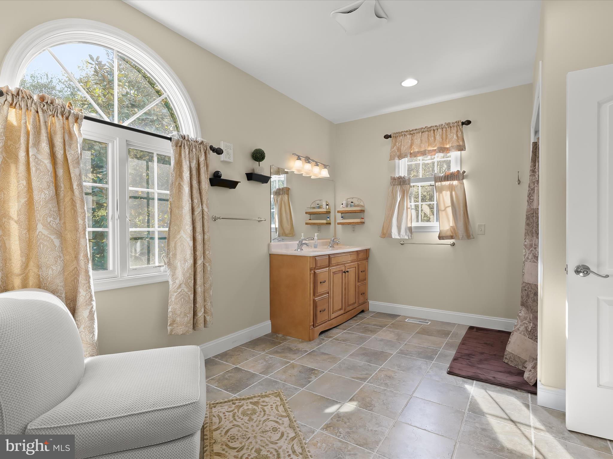 GLEN ARM - Residential