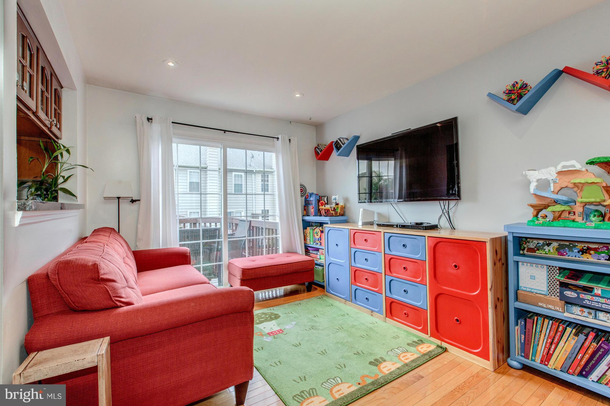 MANCHESTER LAKES - Residential