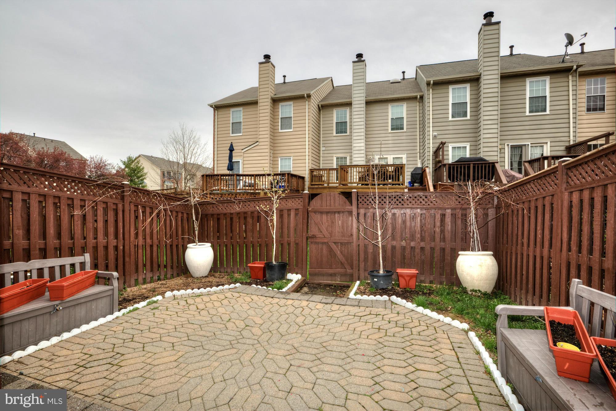 MANCHESTER LAKES - Residential