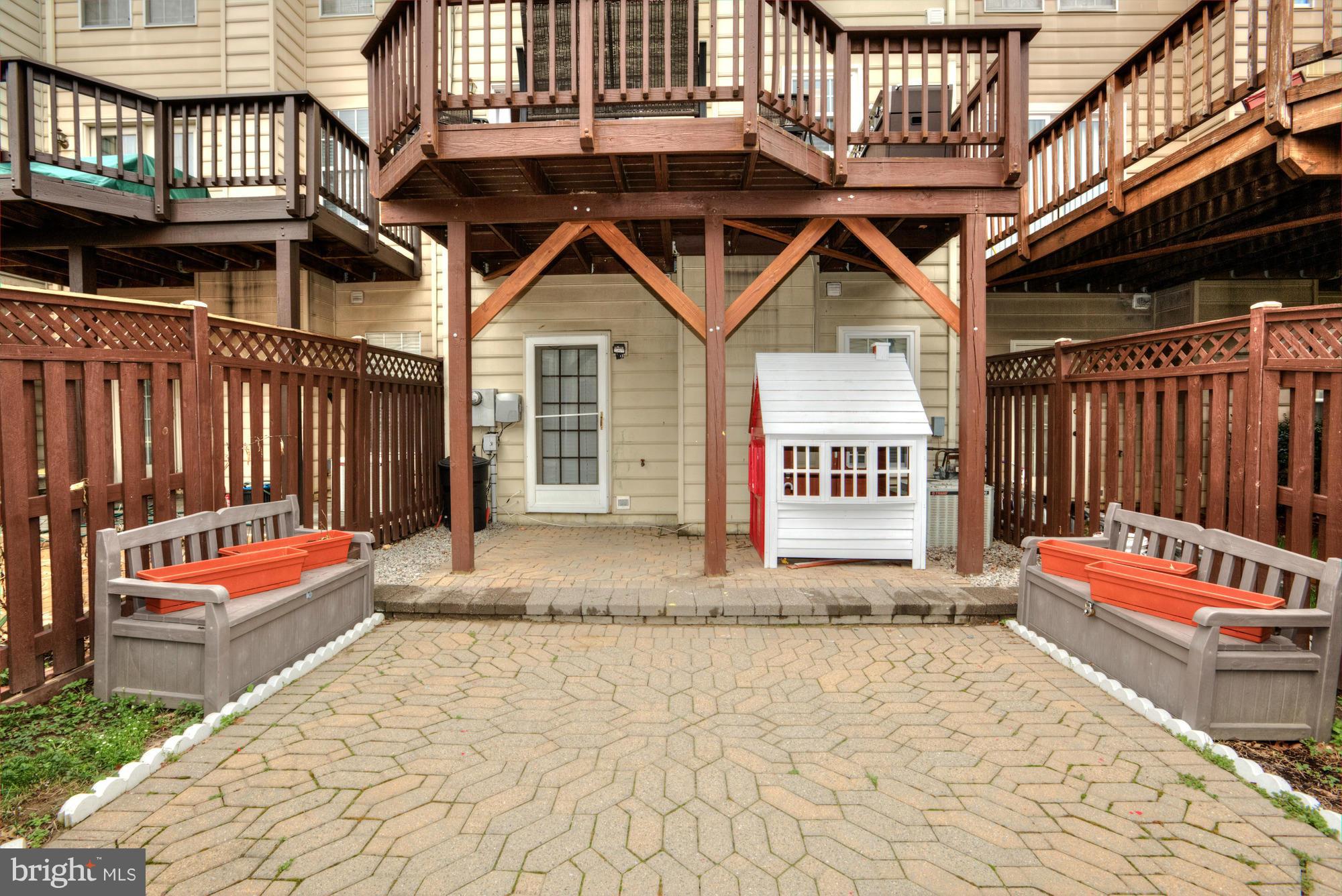 MANCHESTER LAKES - Residential