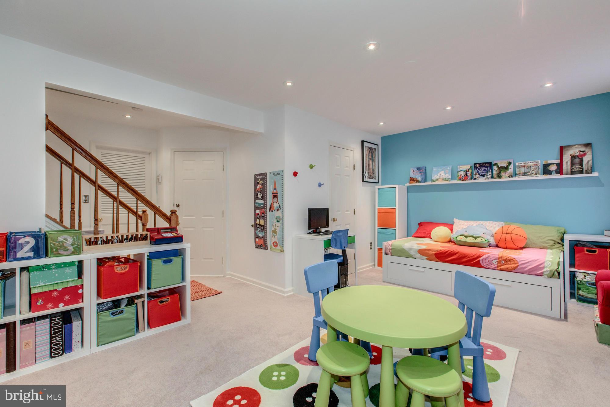 MANCHESTER LAKES - Residential