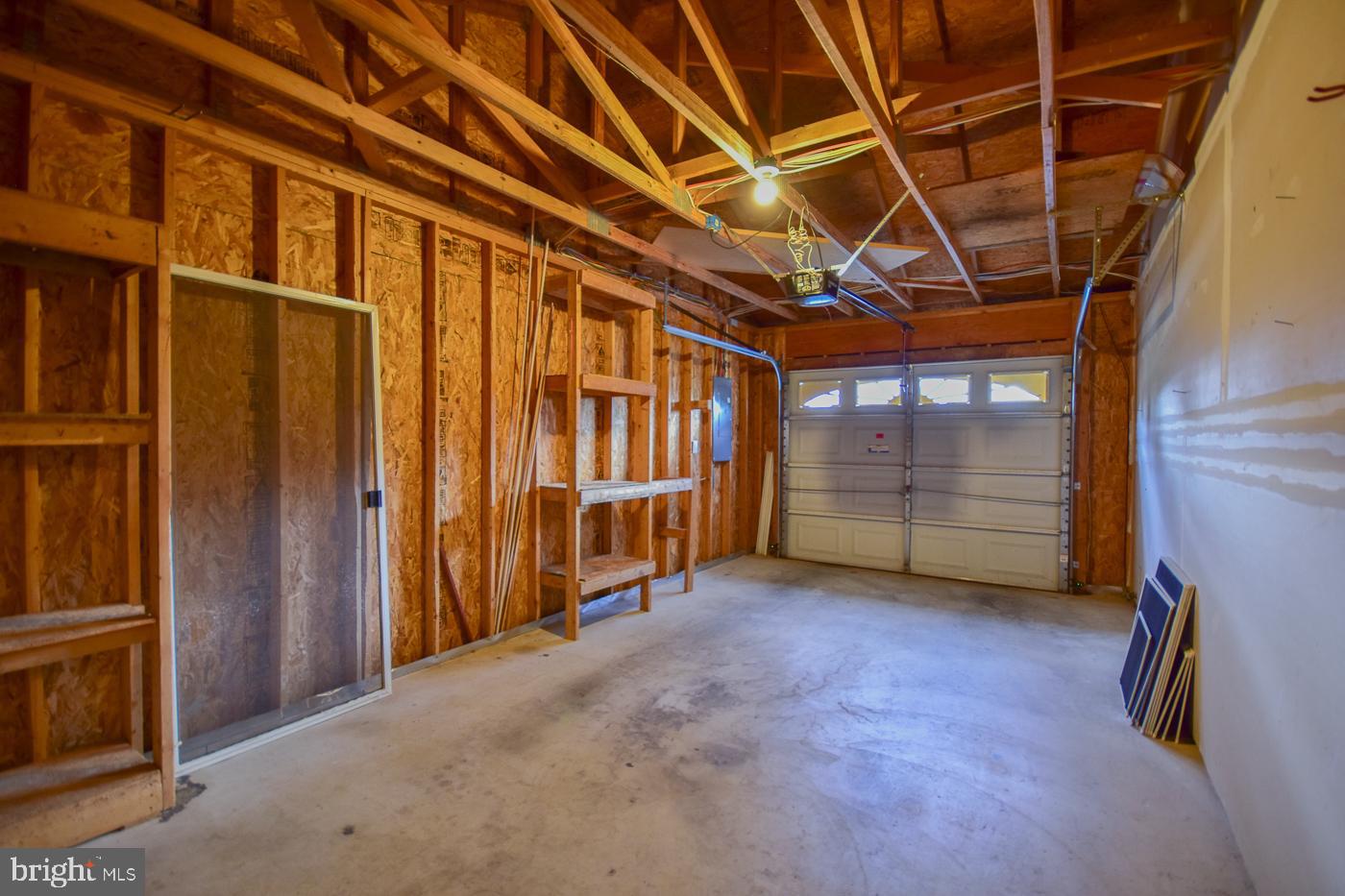 RIDGEFIELD - Residential