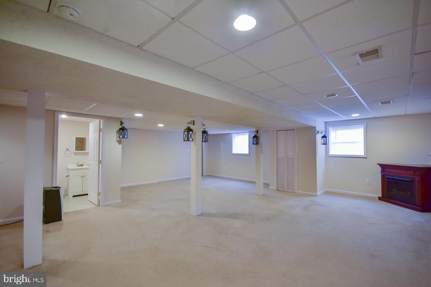 RIDGEFIELD - Residential