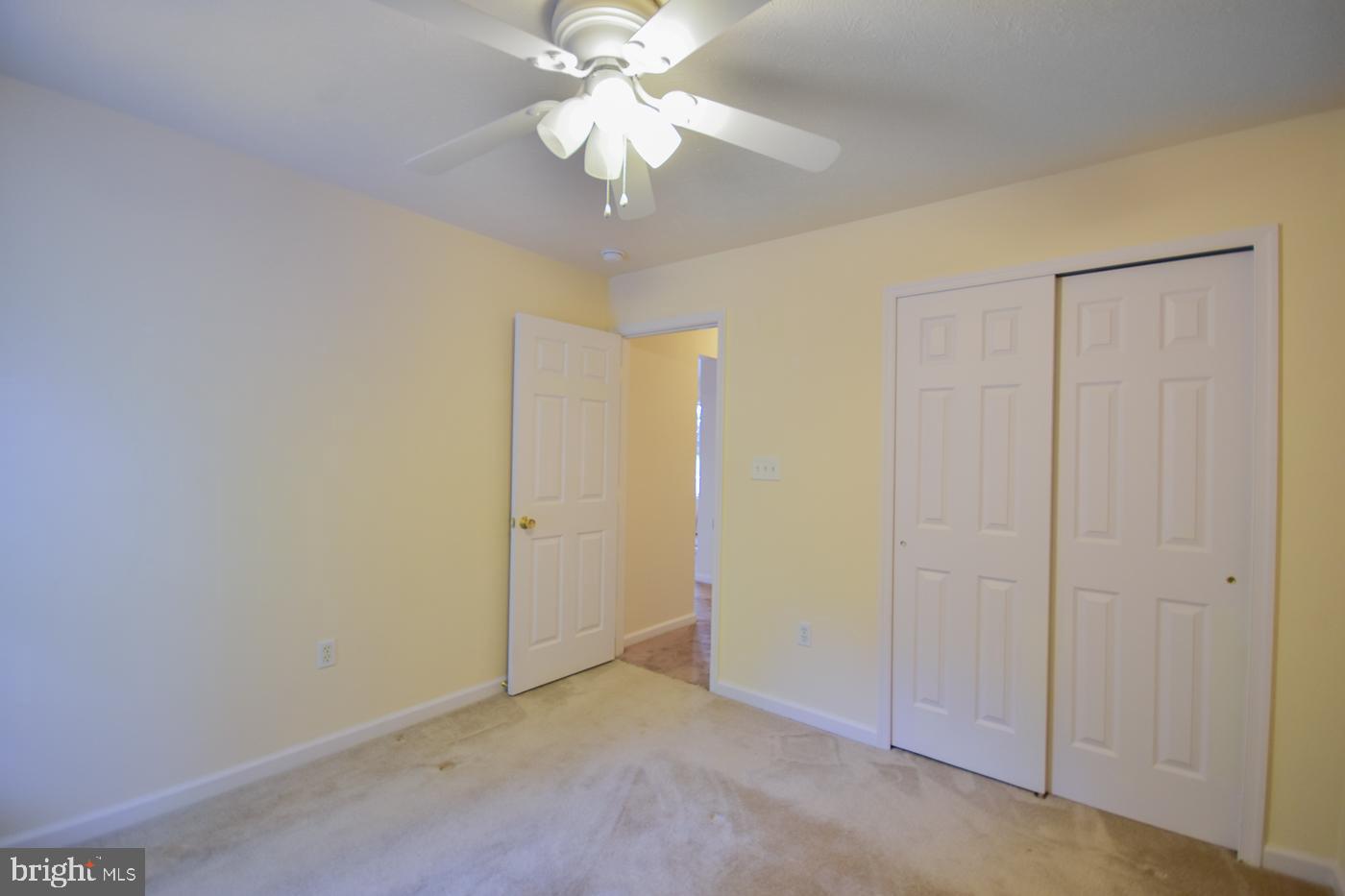 RIDGEFIELD - Residential