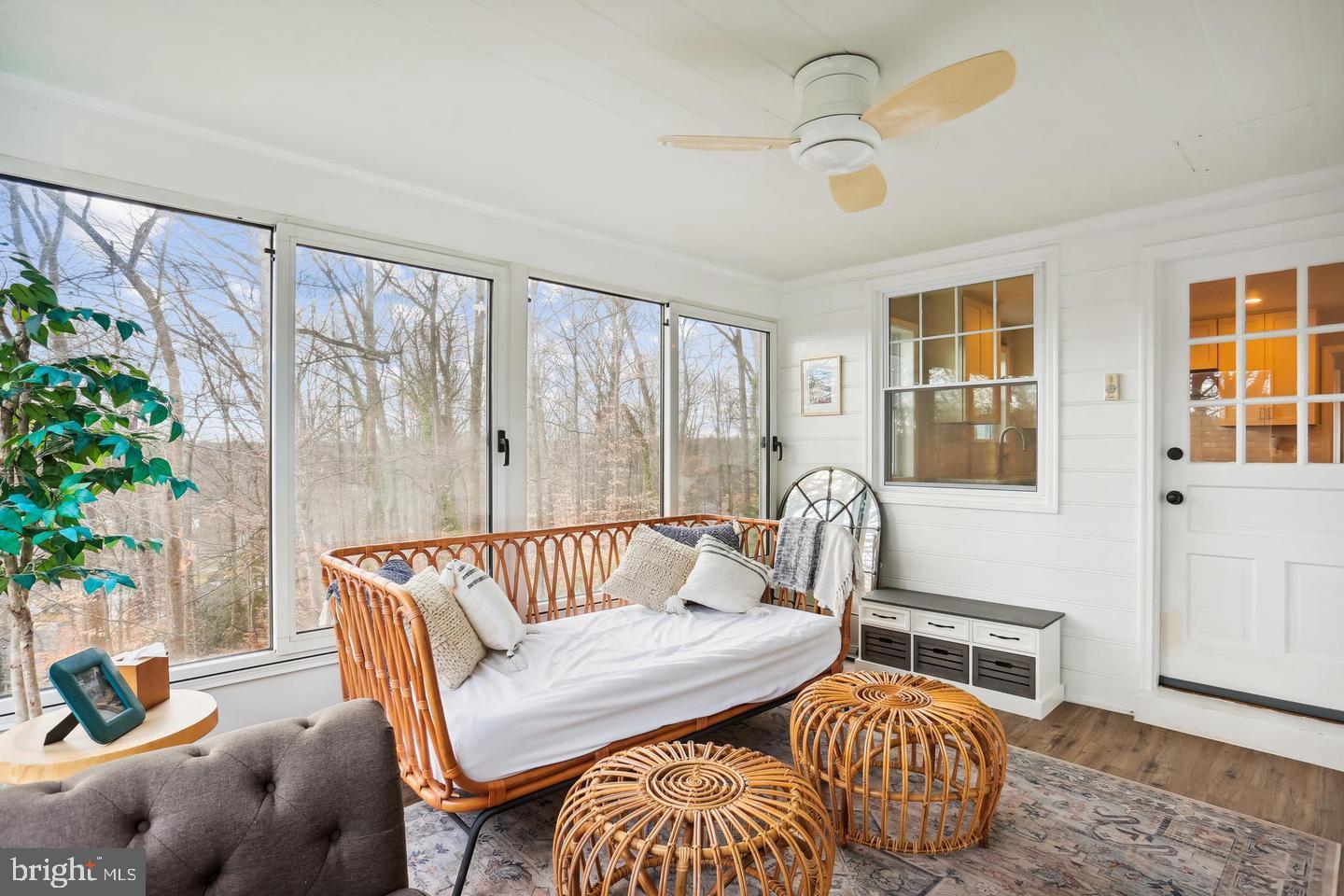 WOODHAVEN - Residential Lease