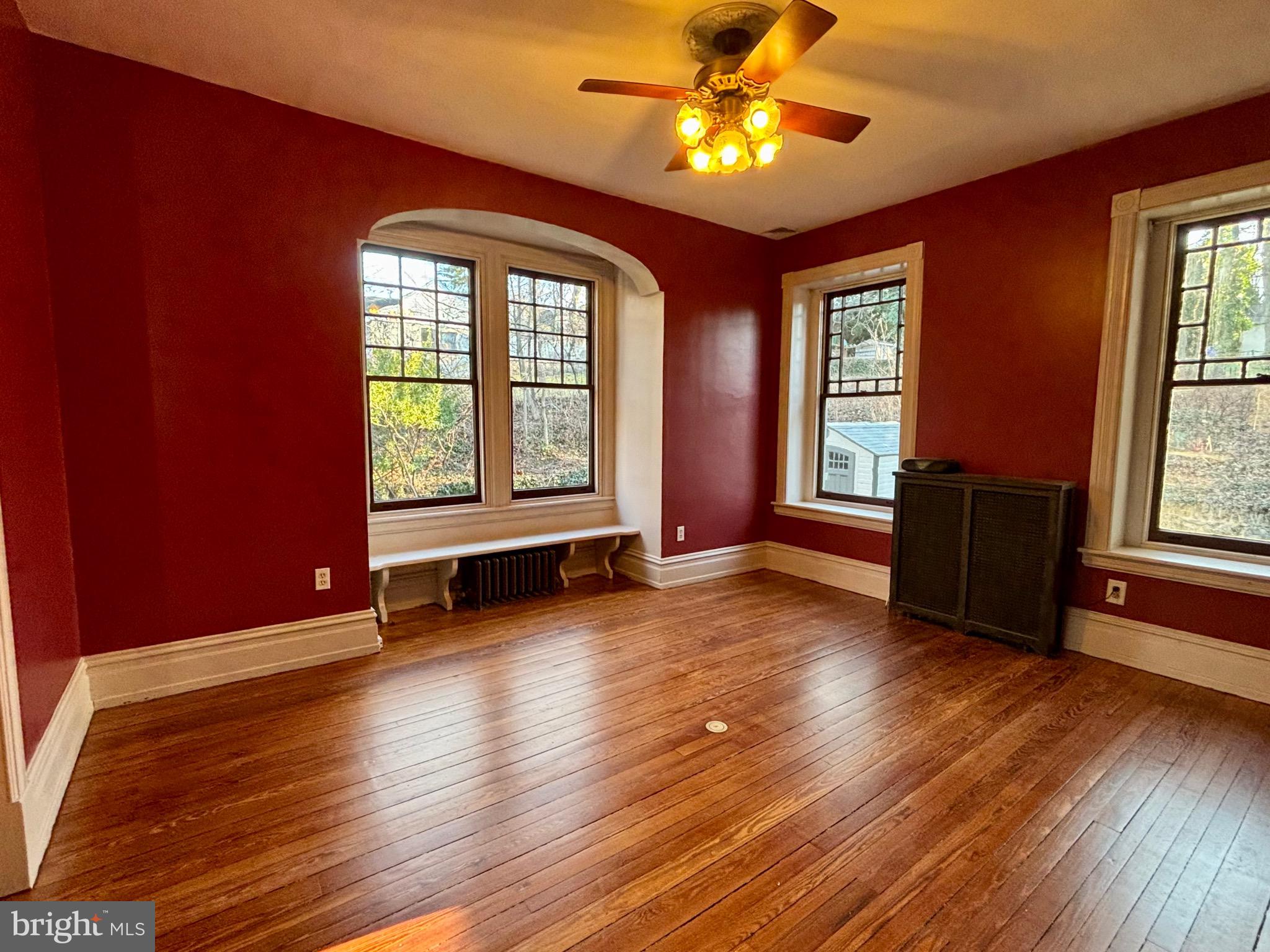 ELKINS PARK - Residential