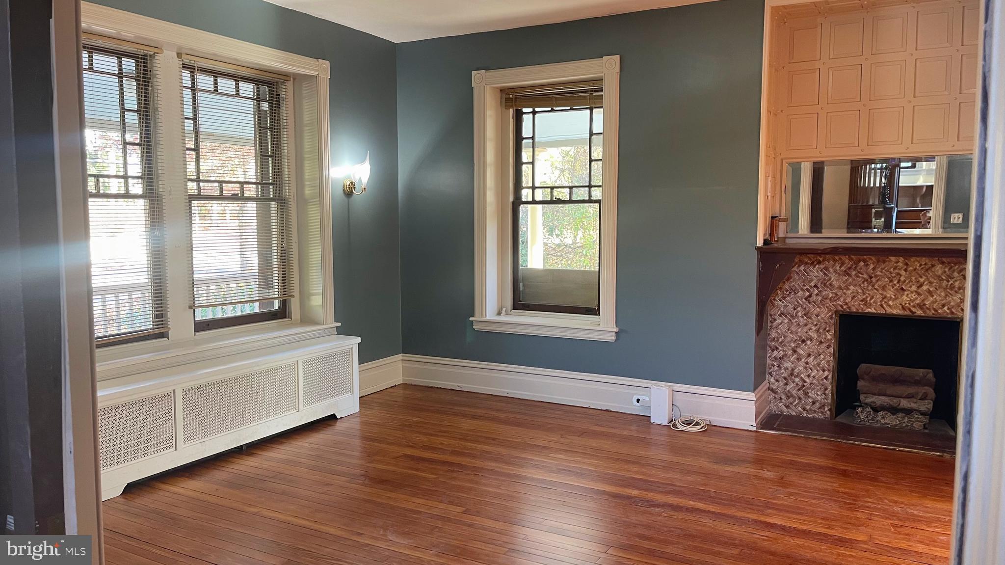 ELKINS PARK - Residential