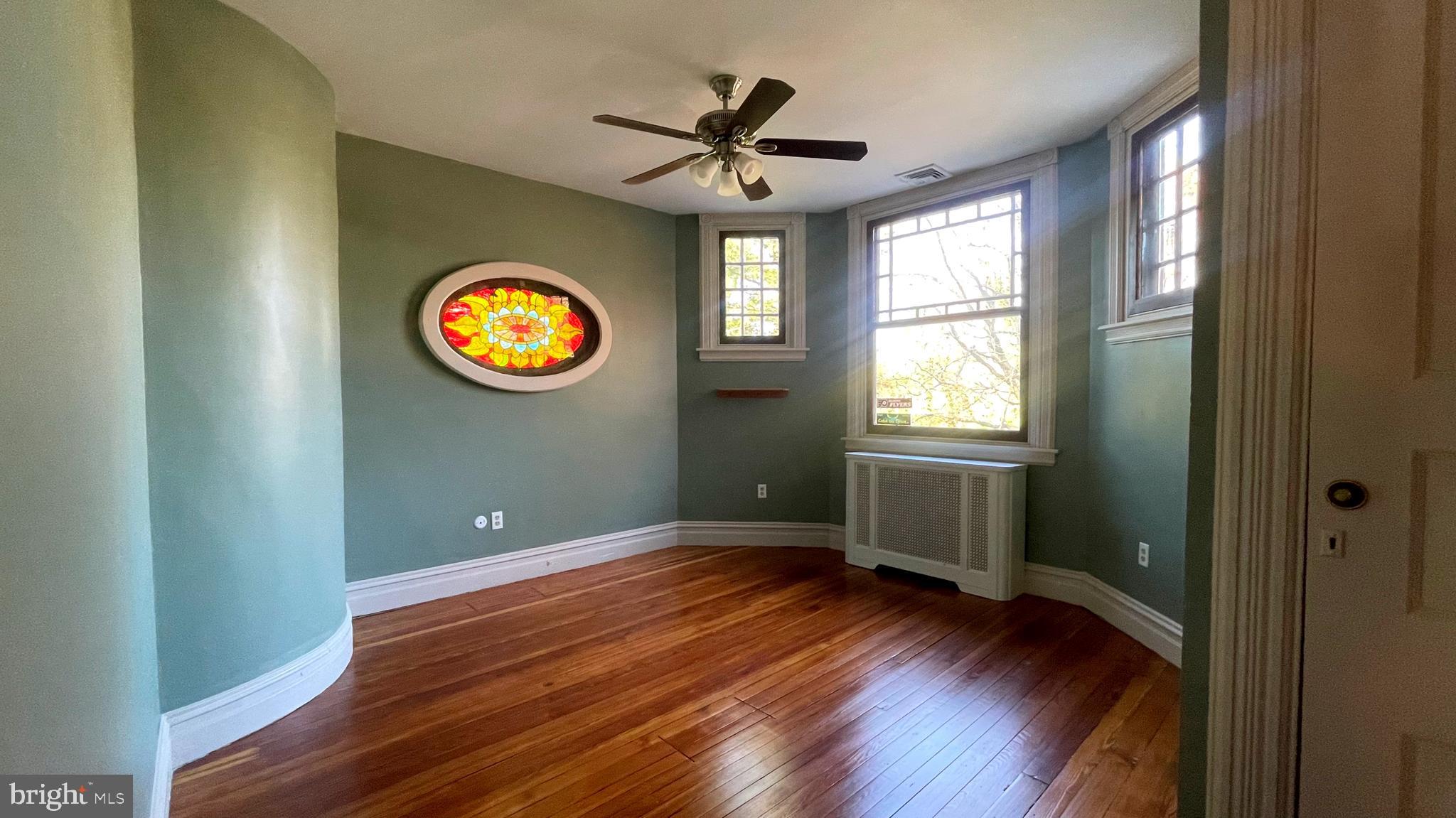 ELKINS PARK - Residential