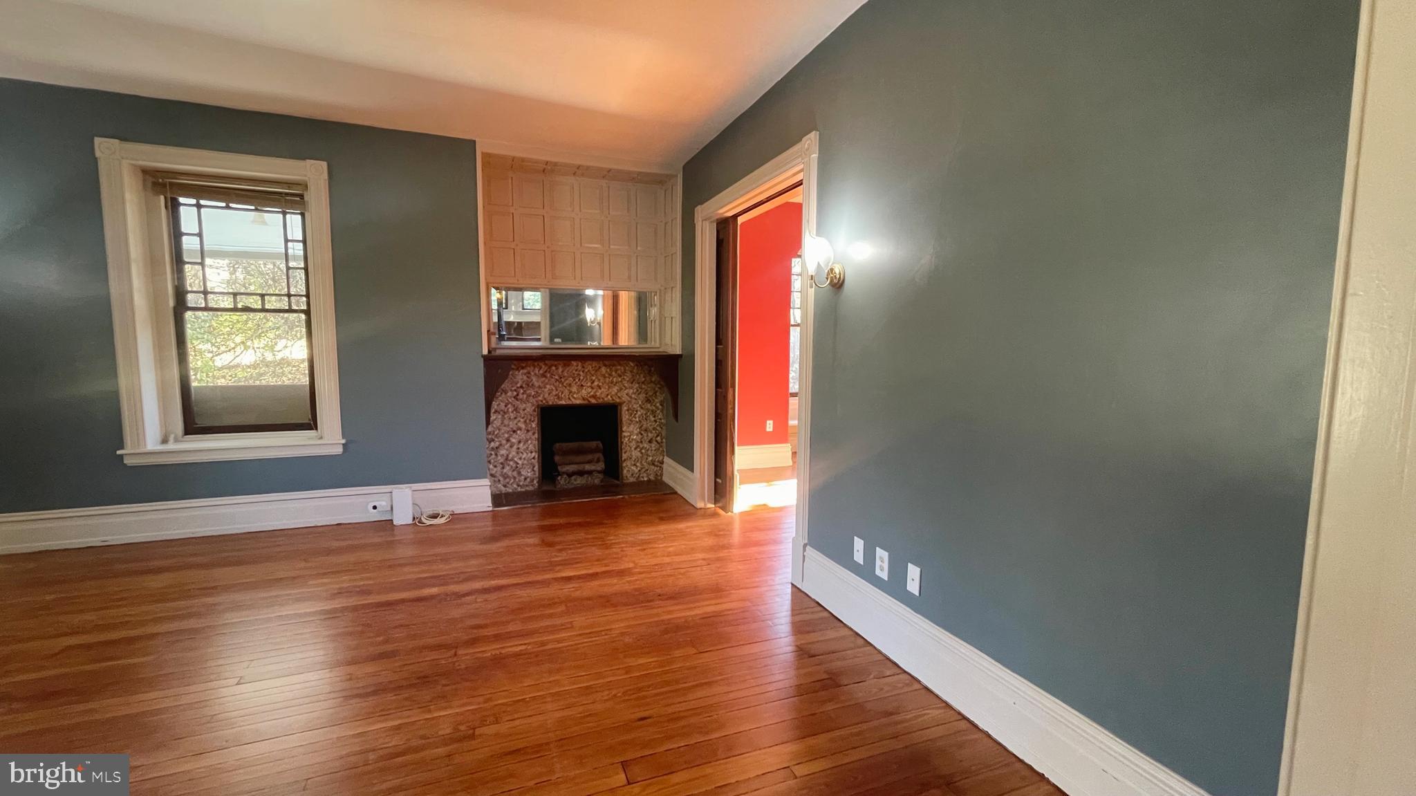 ELKINS PARK - Residential
