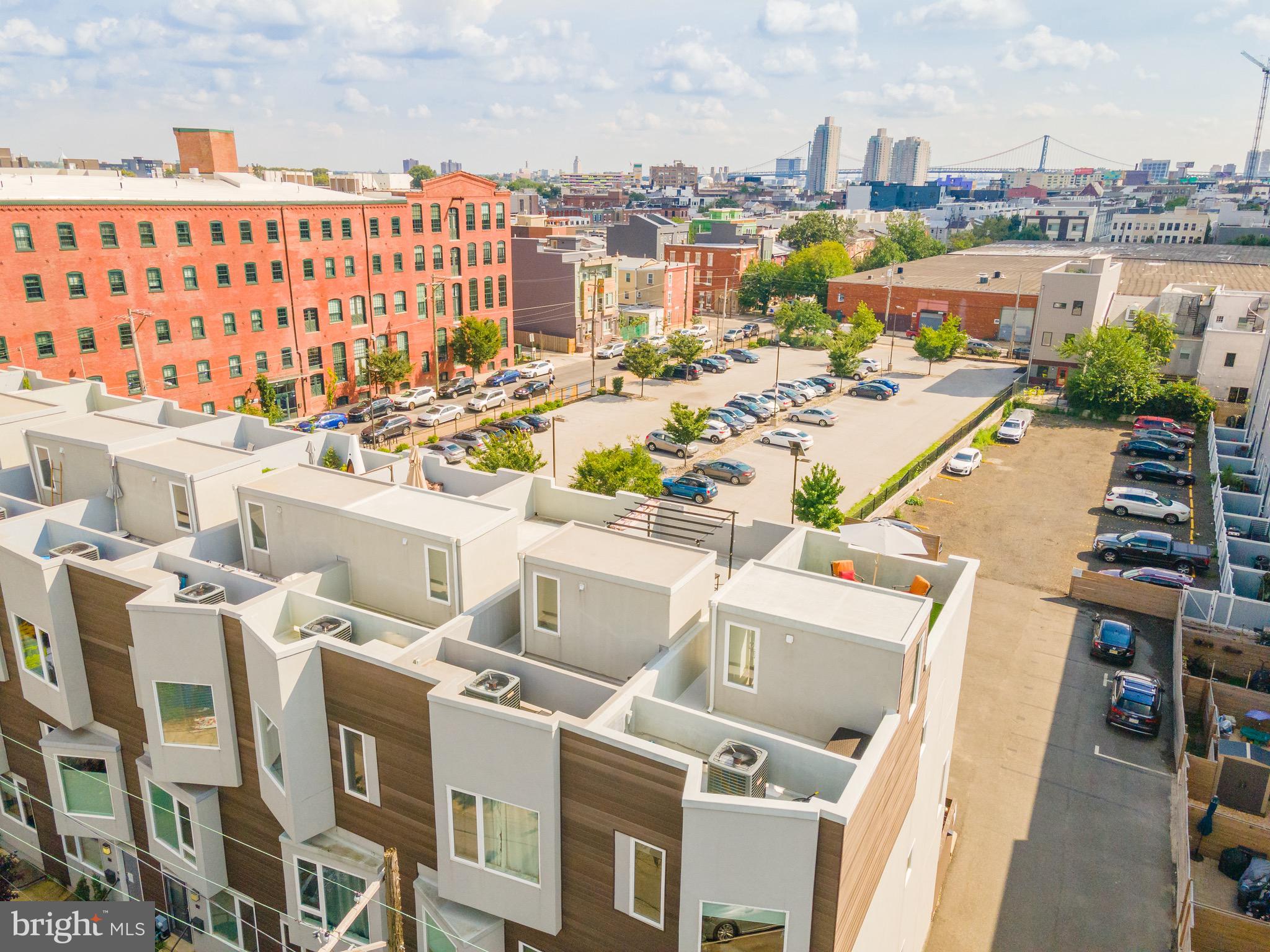 OLDE KENSINGTON - Residential