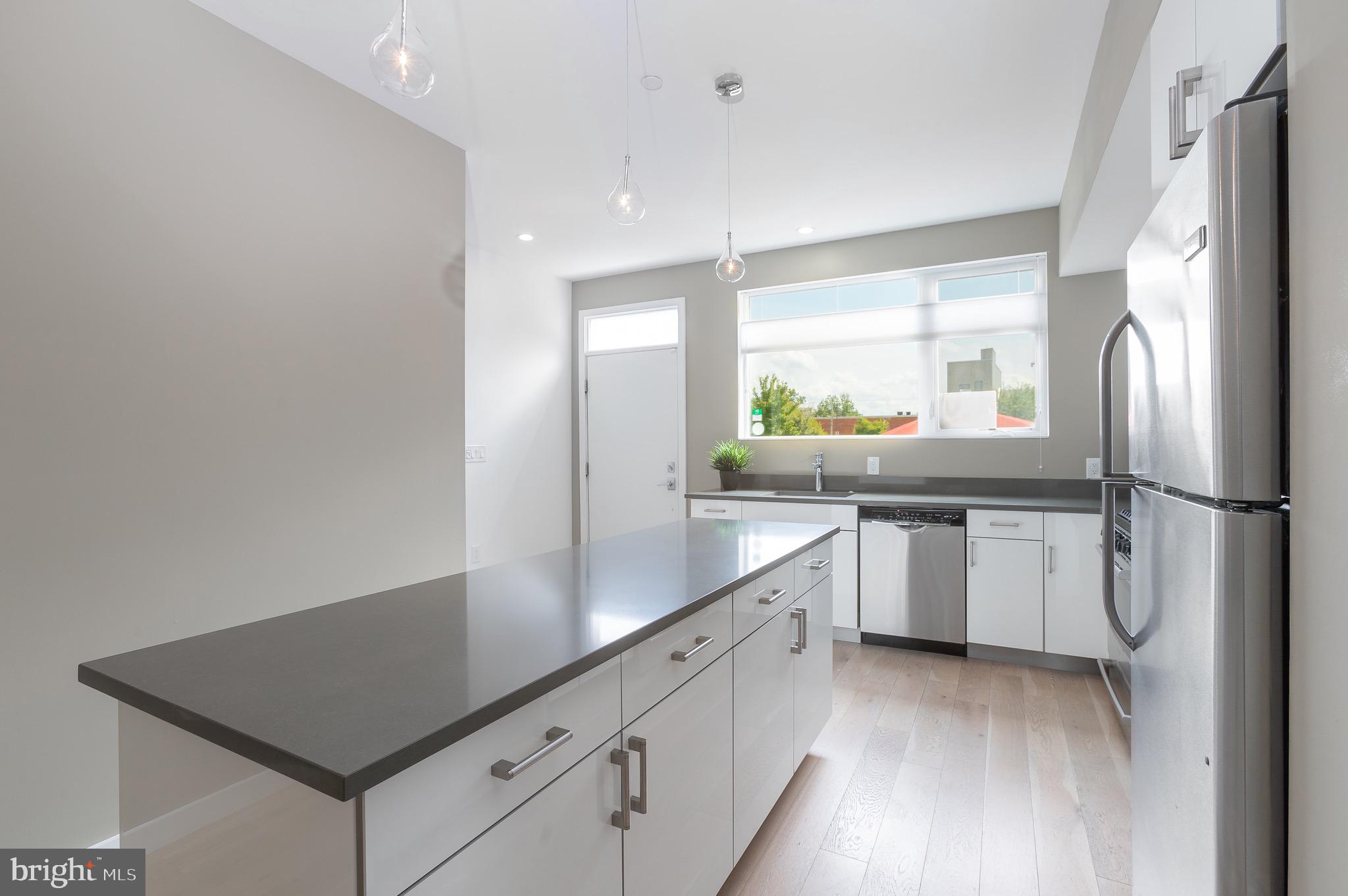 OLDE KENSINGTON - Residential