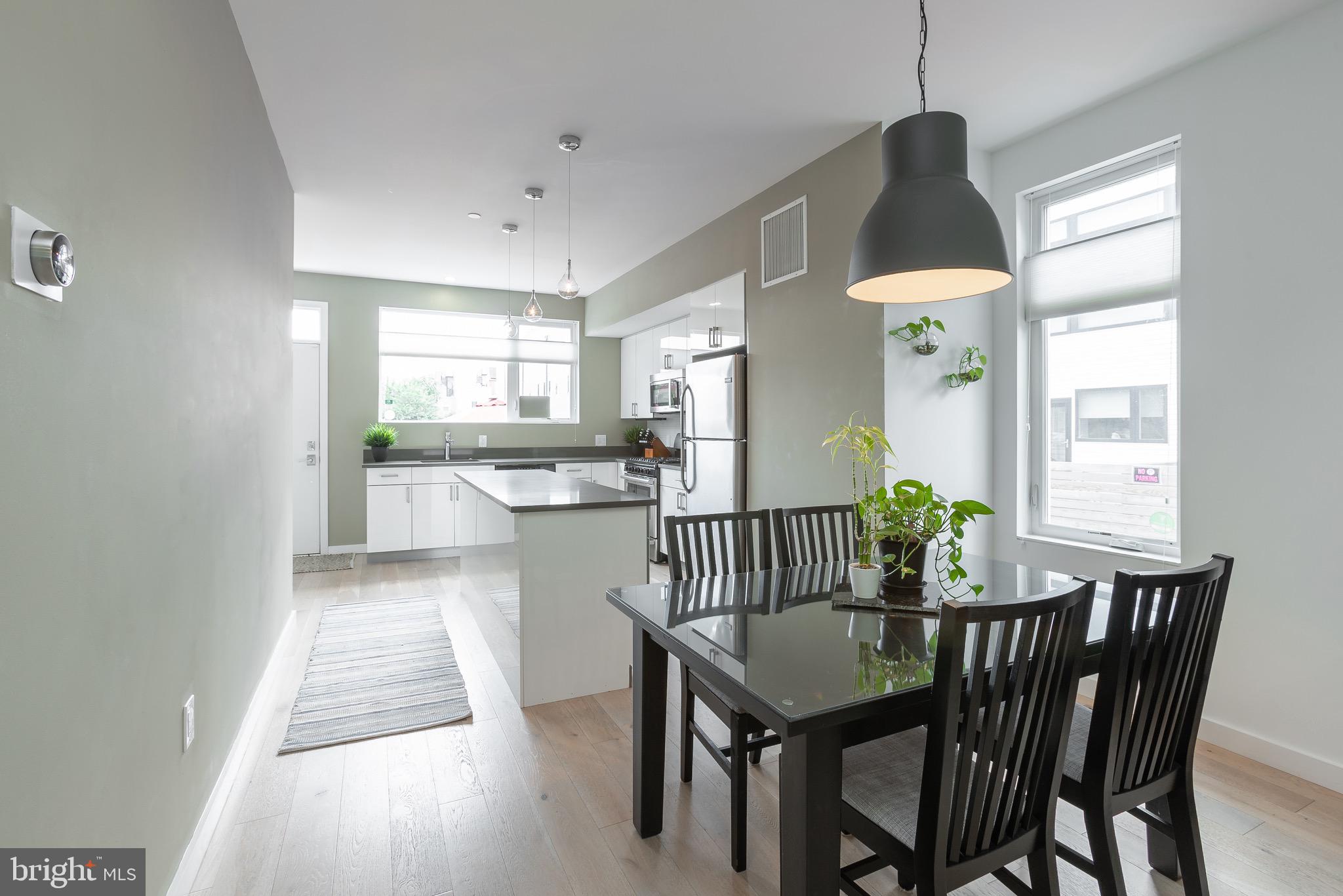 OLDE KENSINGTON - Residential