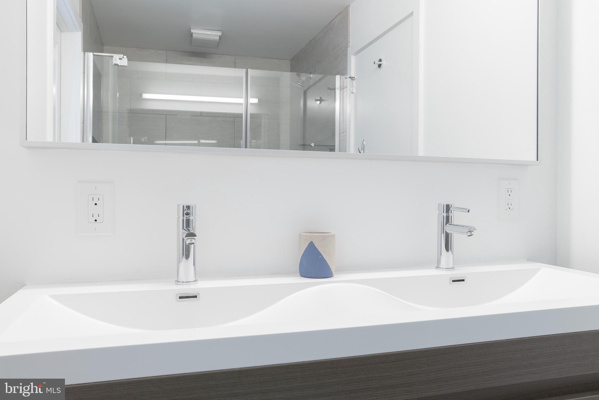 OLDE KENSINGTON - Residential