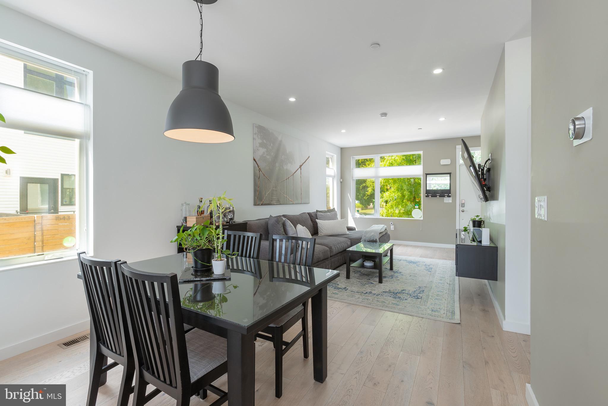 OLDE KENSINGTON - Residential