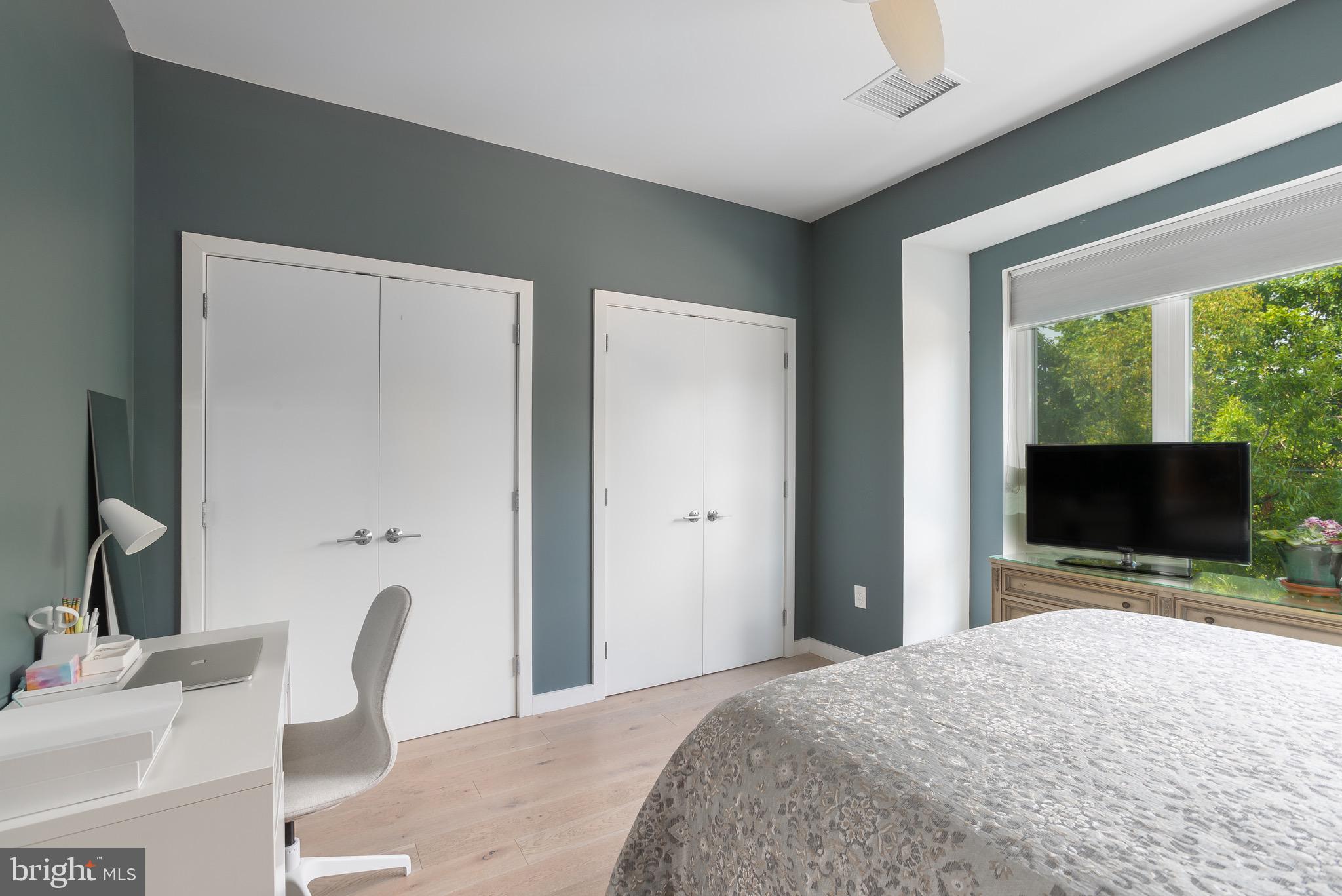 OLDE KENSINGTON - Residential