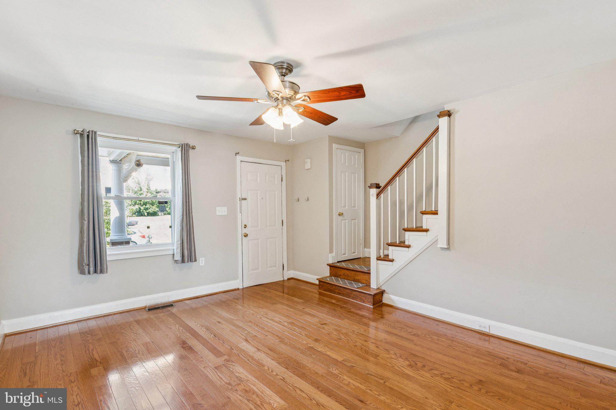 1017 W 43RD STREET W
