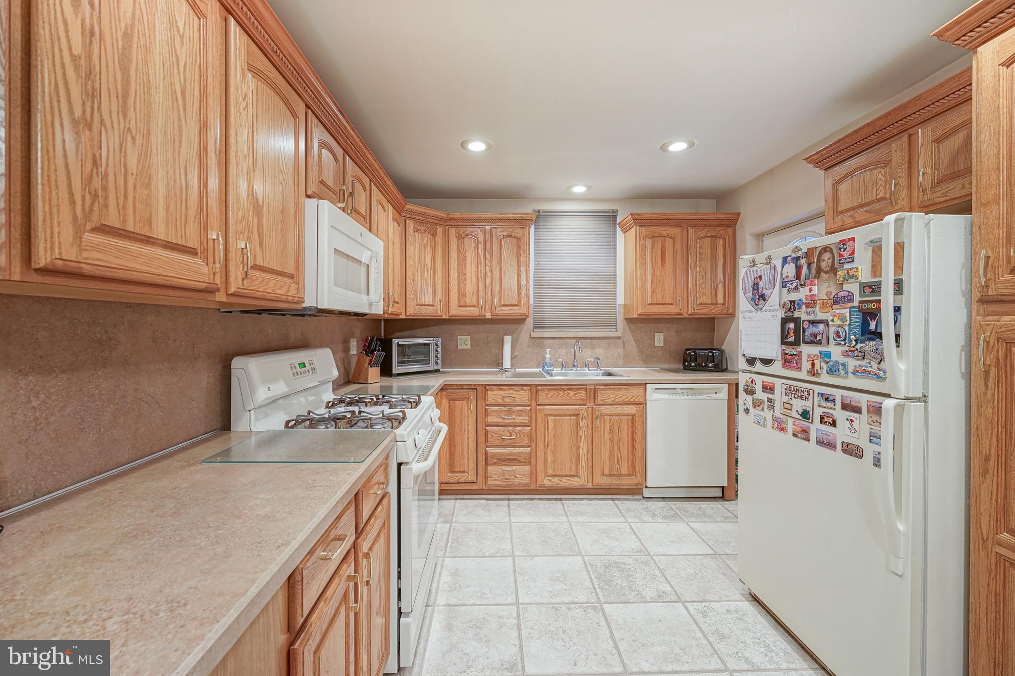 PASSYUNK SQUARE - Residential