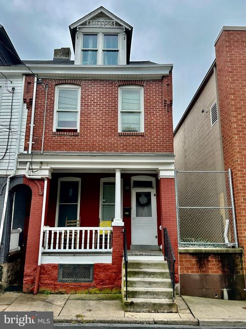 507 LOCUST STREET LANCASTER PA 17602