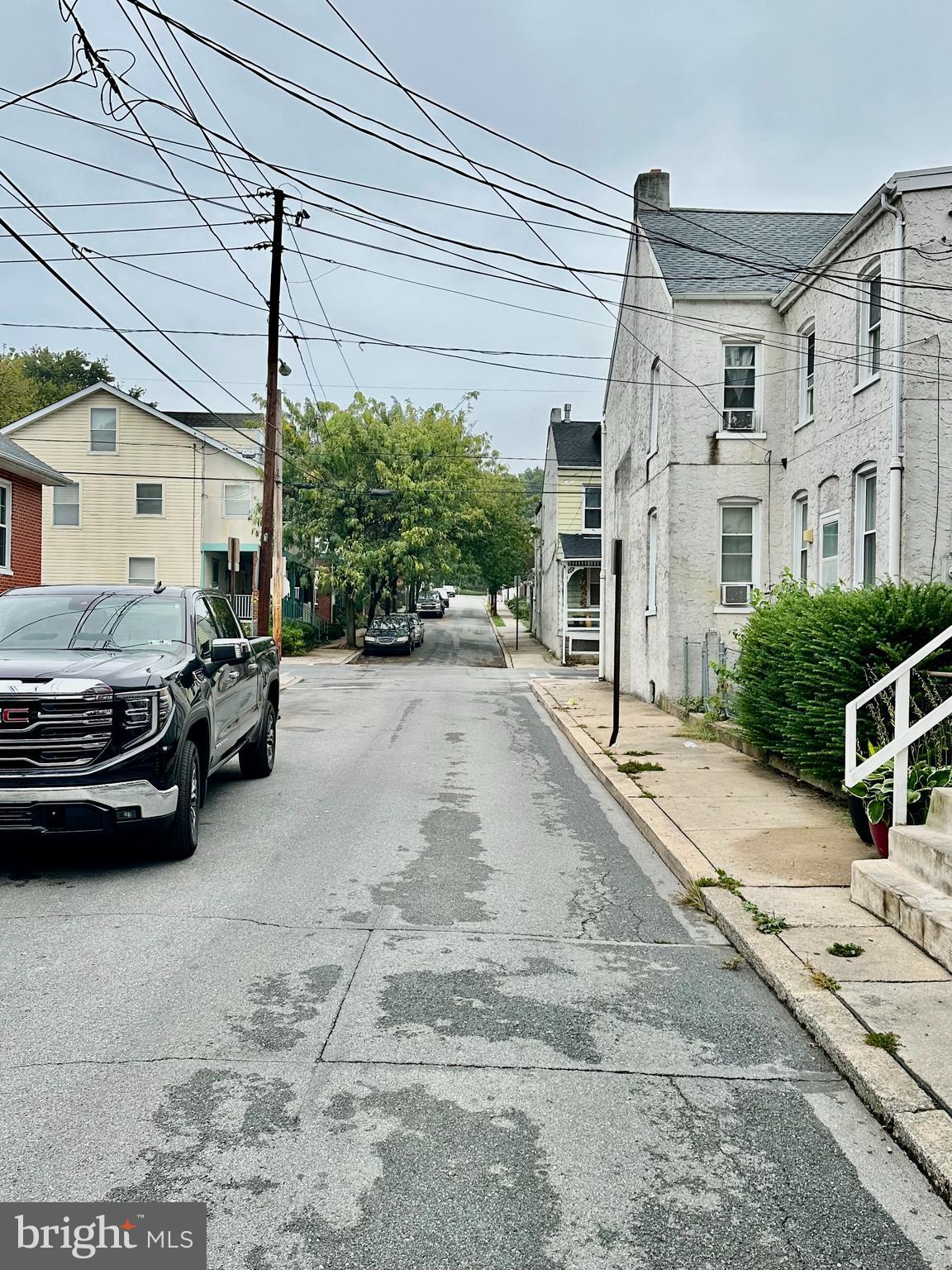 LANCASTER - Residential